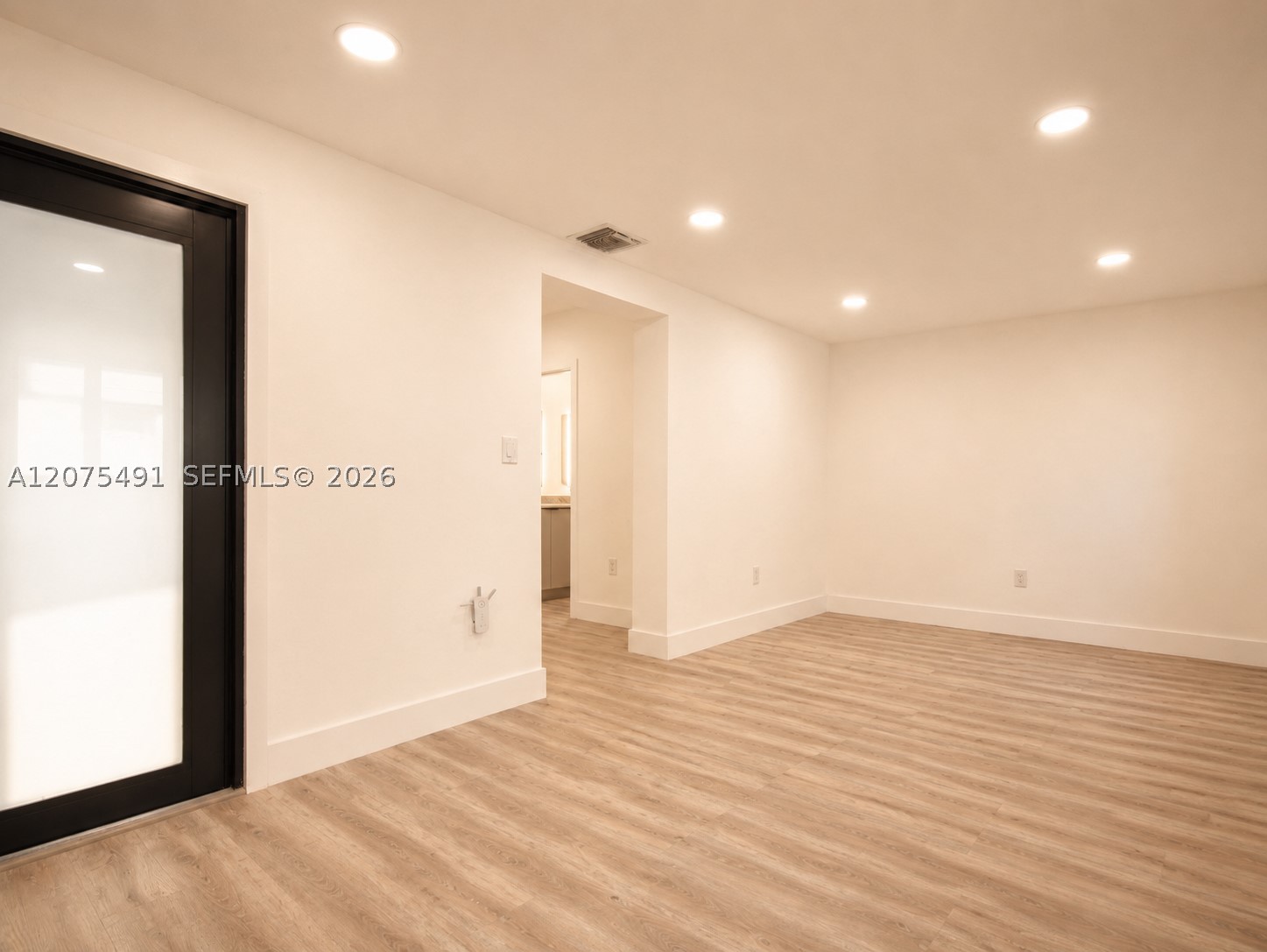 4212 SW 98th Ave, Miami FL 33165