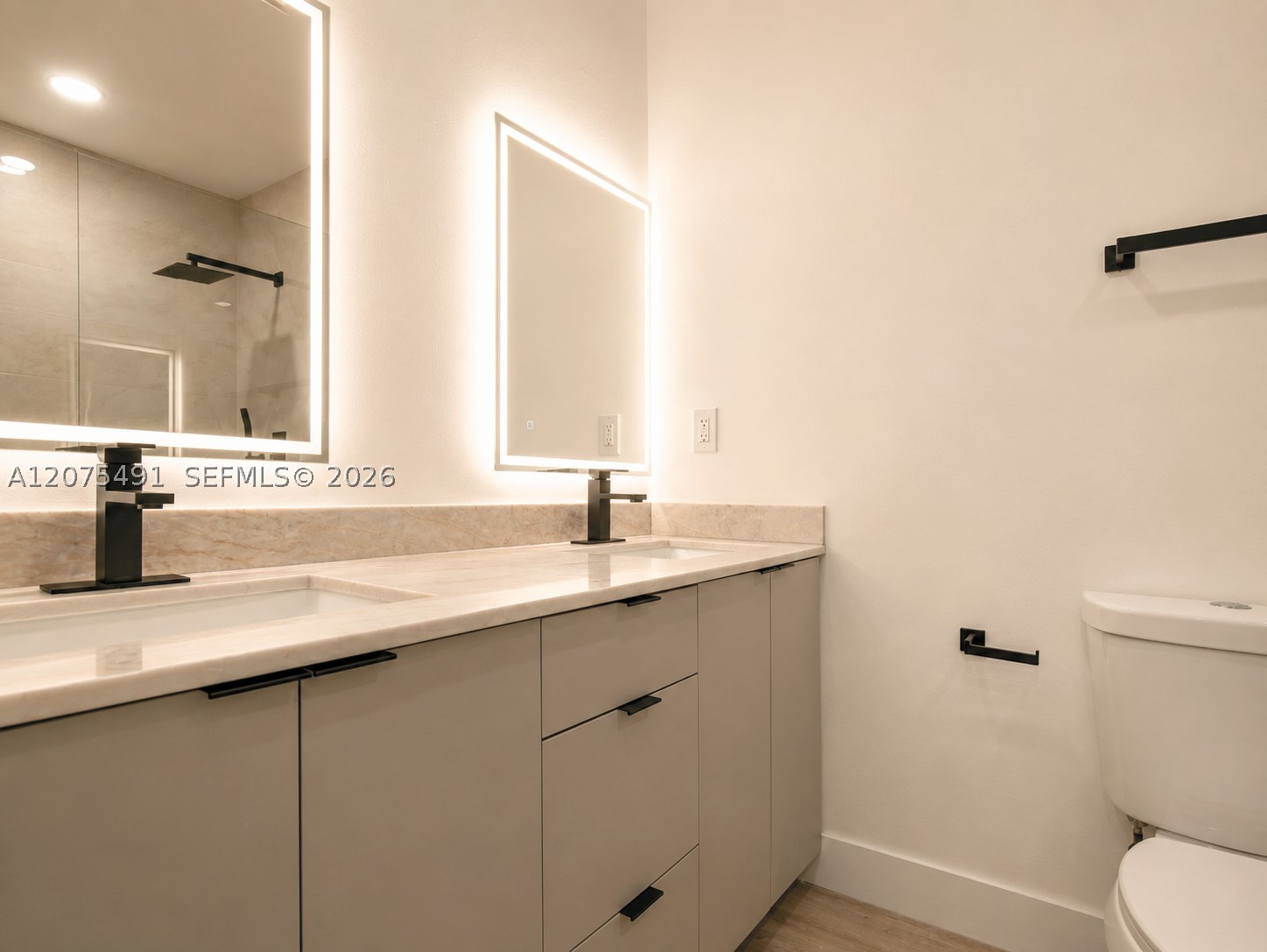 4212 SW 98th Ave, Miami FL 33165