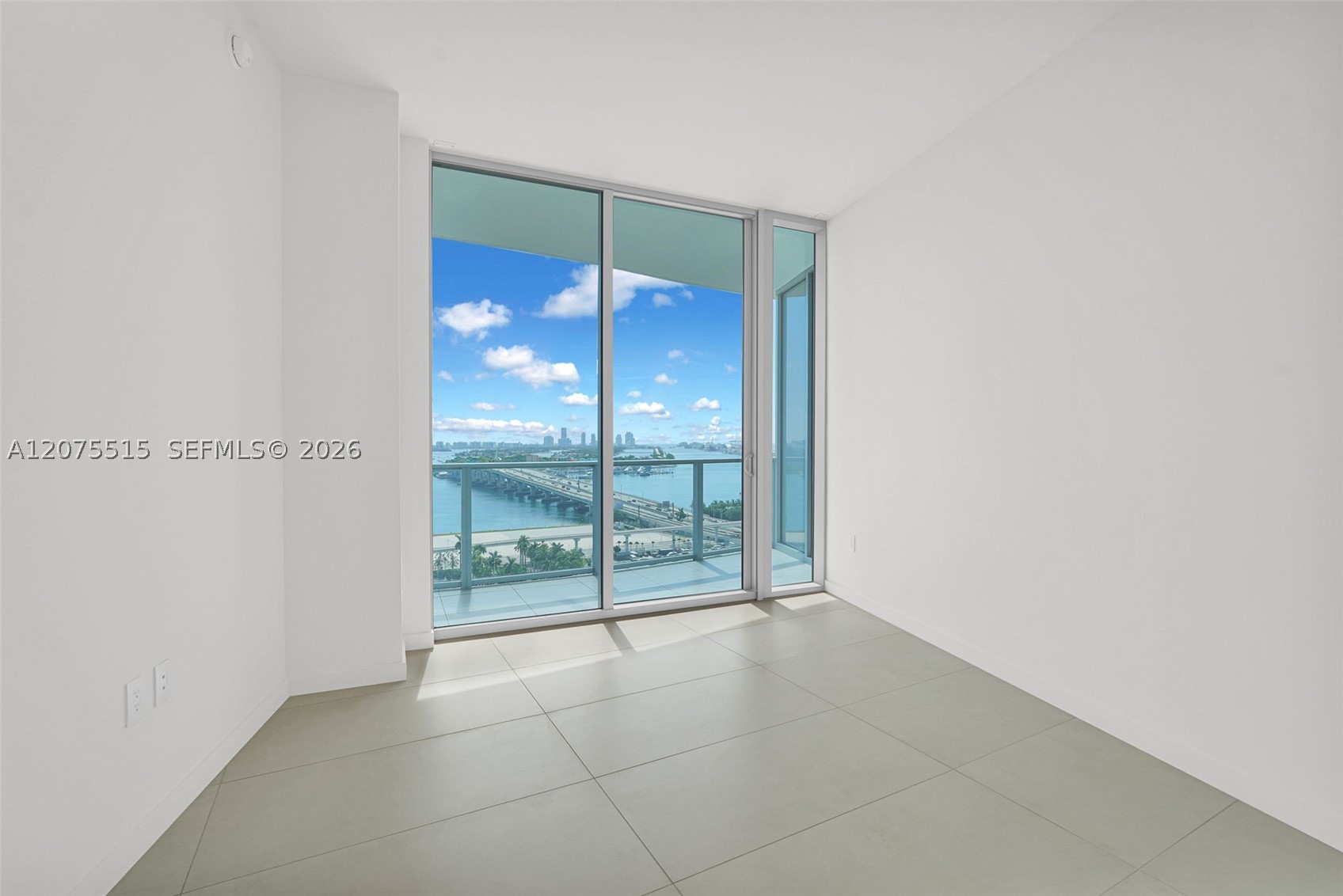 1400 Biscayne Blvd #1706, Miami FL 33132
