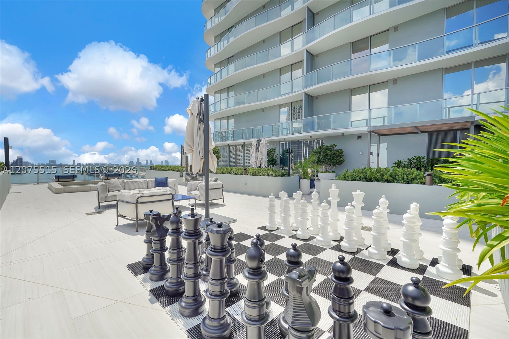 1400 Biscayne Blvd #1706, Miami FL 33132