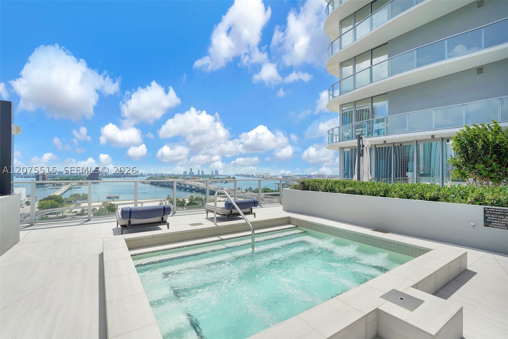 1400 Biscayne Blvd #1706, Miami FL 33132