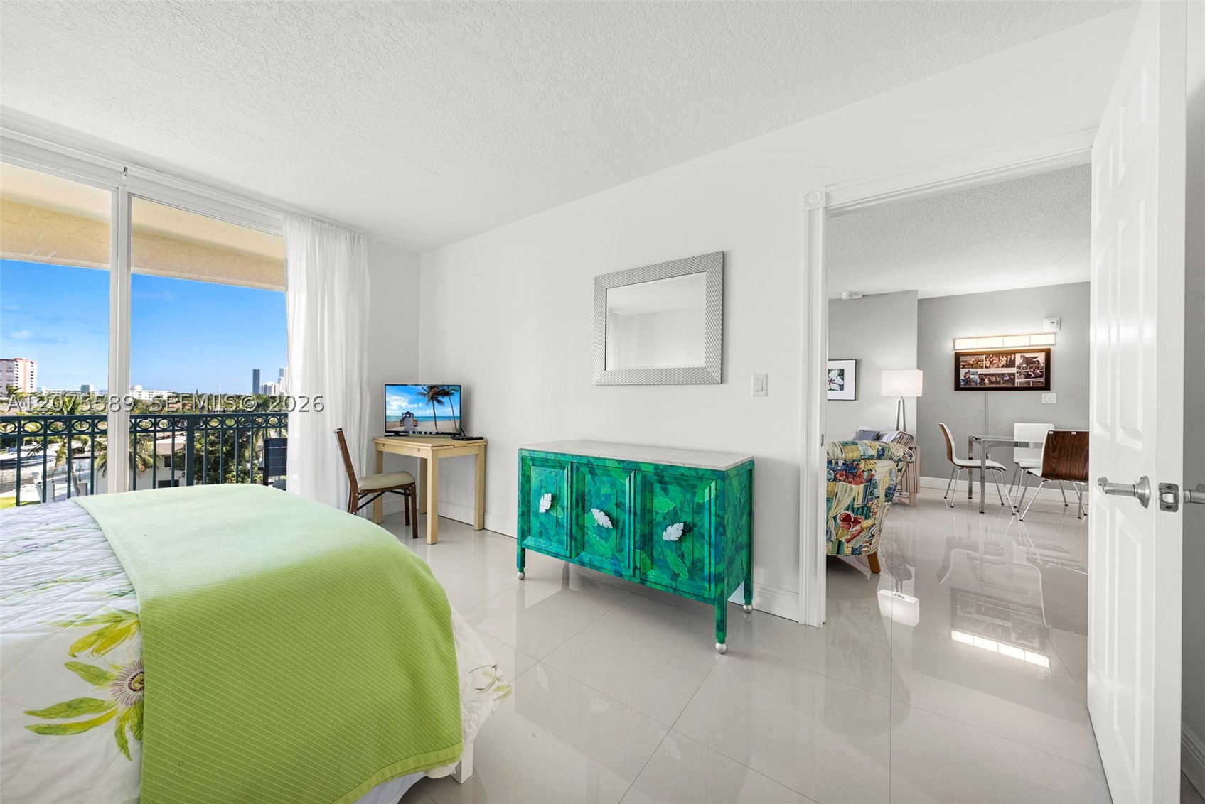 201 Golden Isles Dr #505, Hallandale Beach FL 33009