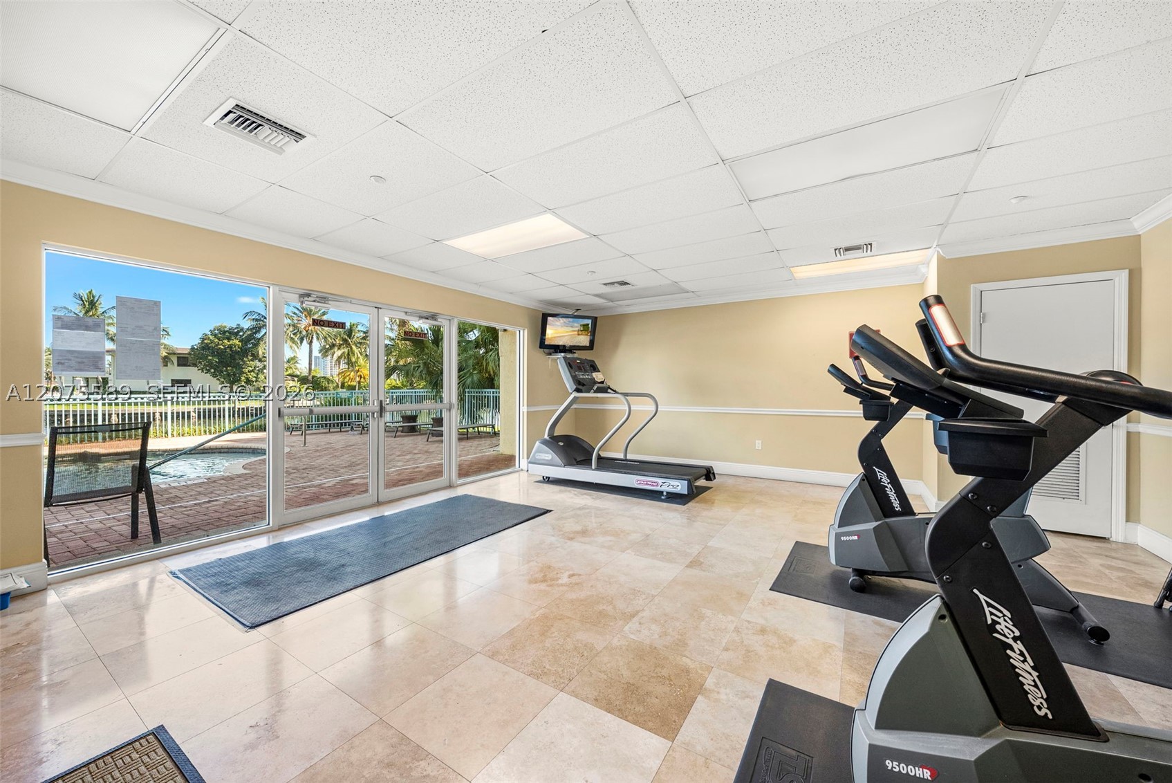 201 Golden Isles Dr #505, Hallandale Beach FL 33009