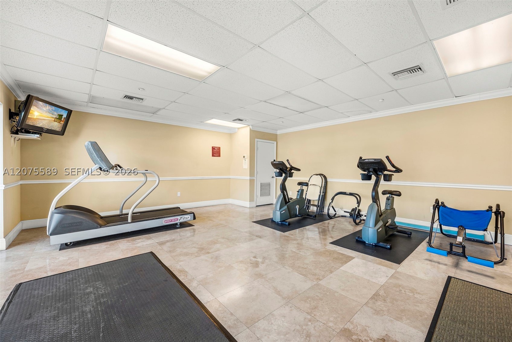 201 Golden Isles Dr #505, Hallandale Beach FL 33009