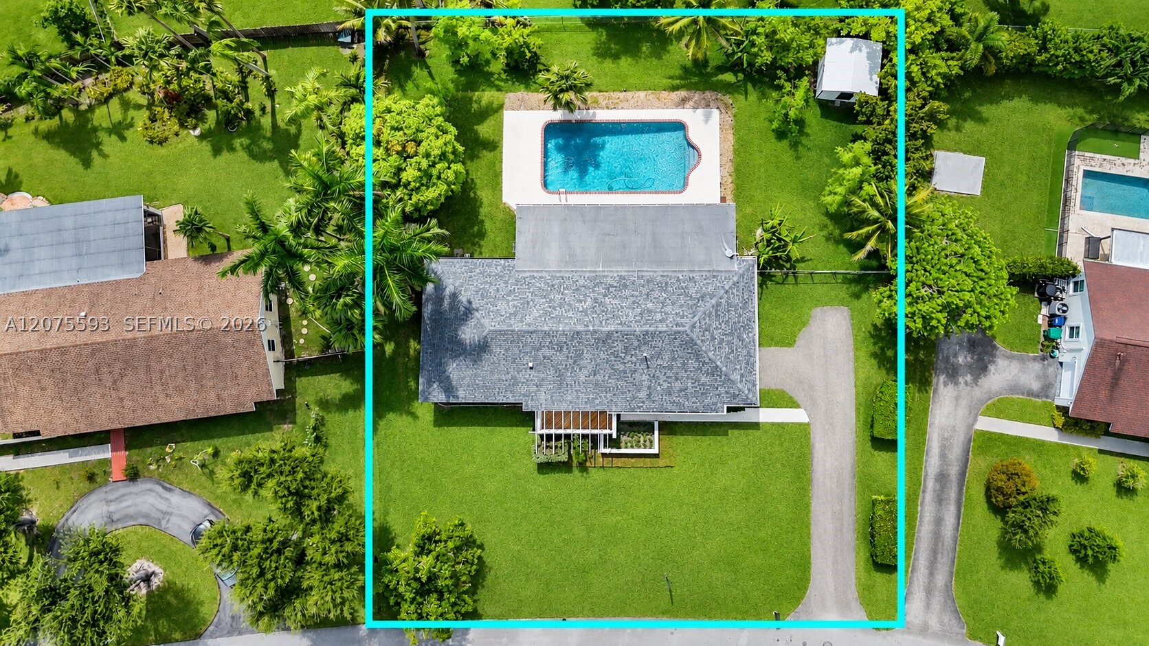 18465 SW 89th Ct, Cutler Bay FL 33157