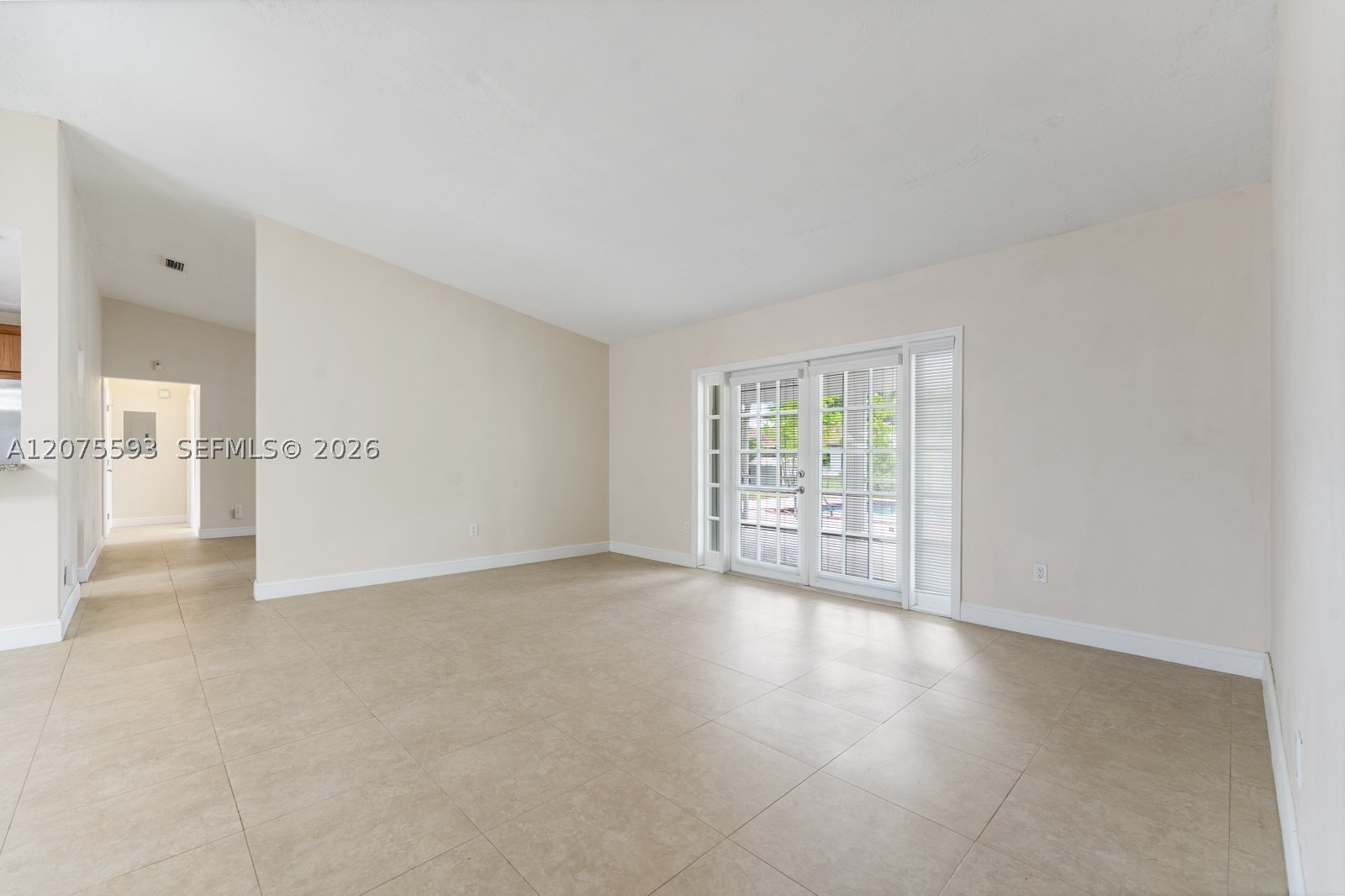 18465 SW 89th Ct, Cutler Bay FL 33157