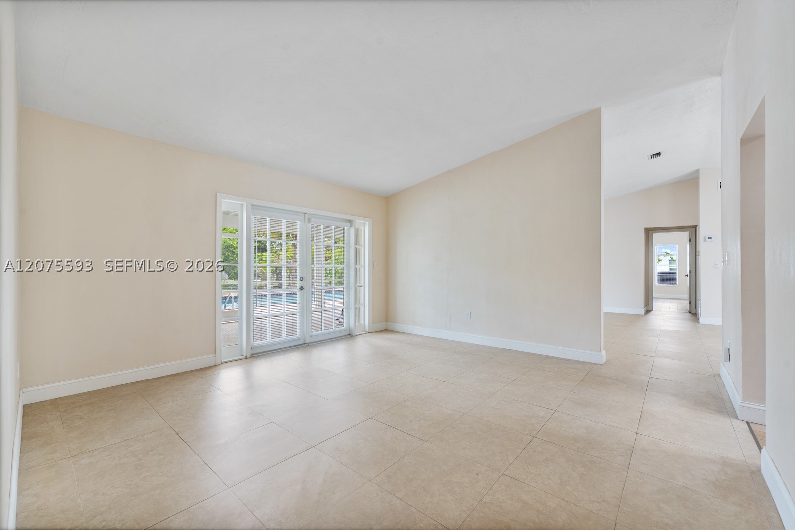 18465 SW 89th Ct, Cutler Bay FL 33157