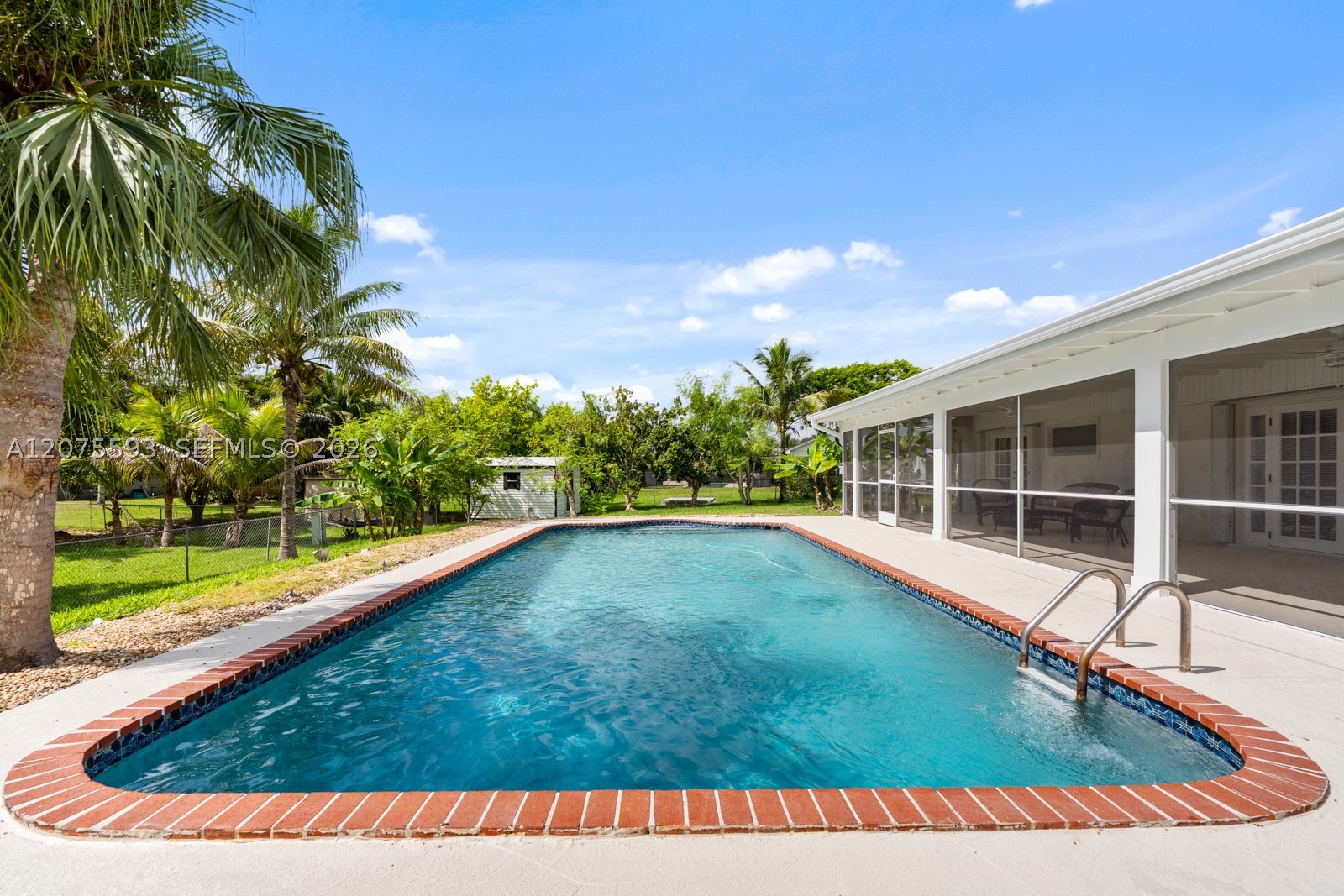 18465 SW 89th Ct, Cutler Bay FL 33157