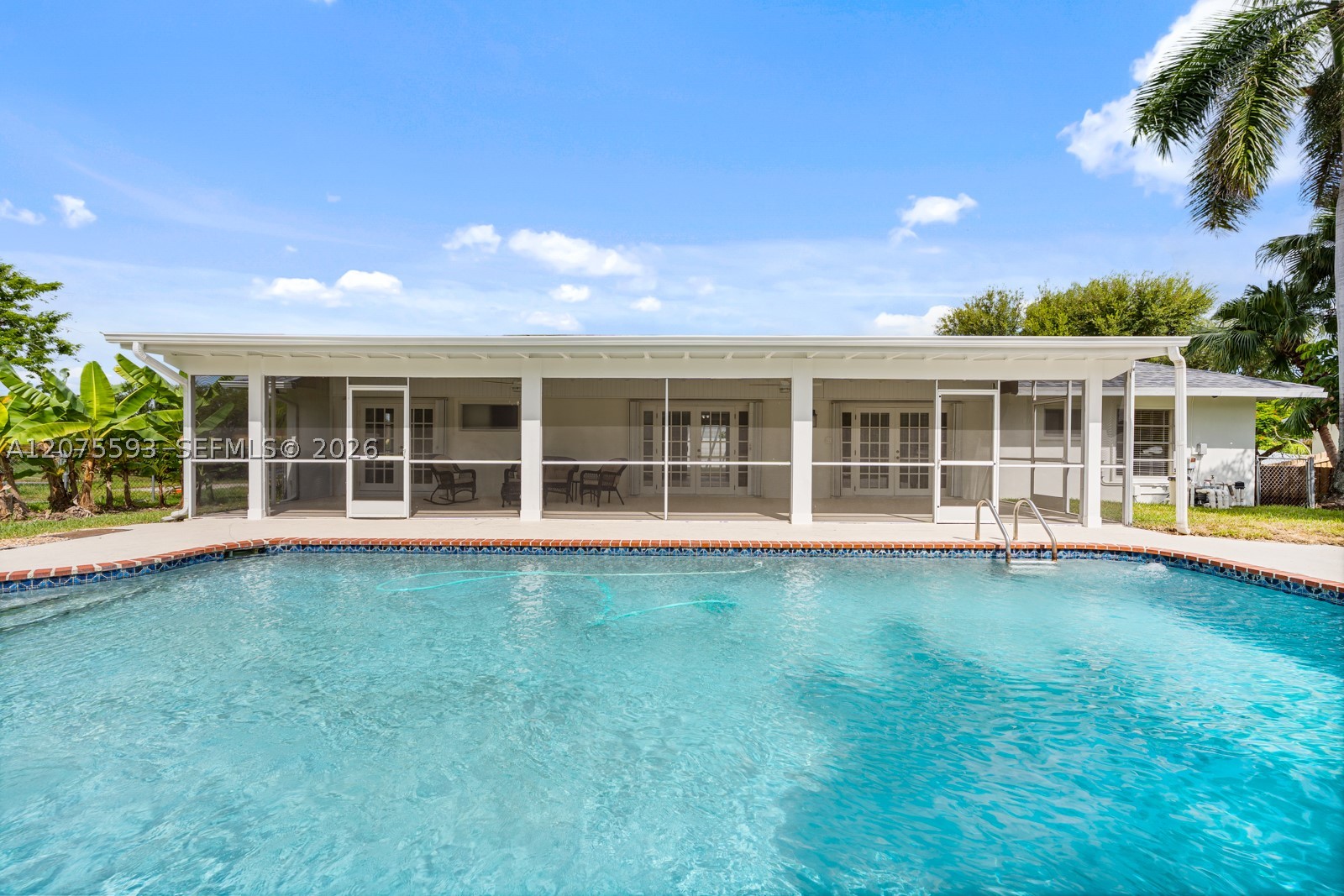 18465 SW 89th Ct, Cutler Bay FL 33157