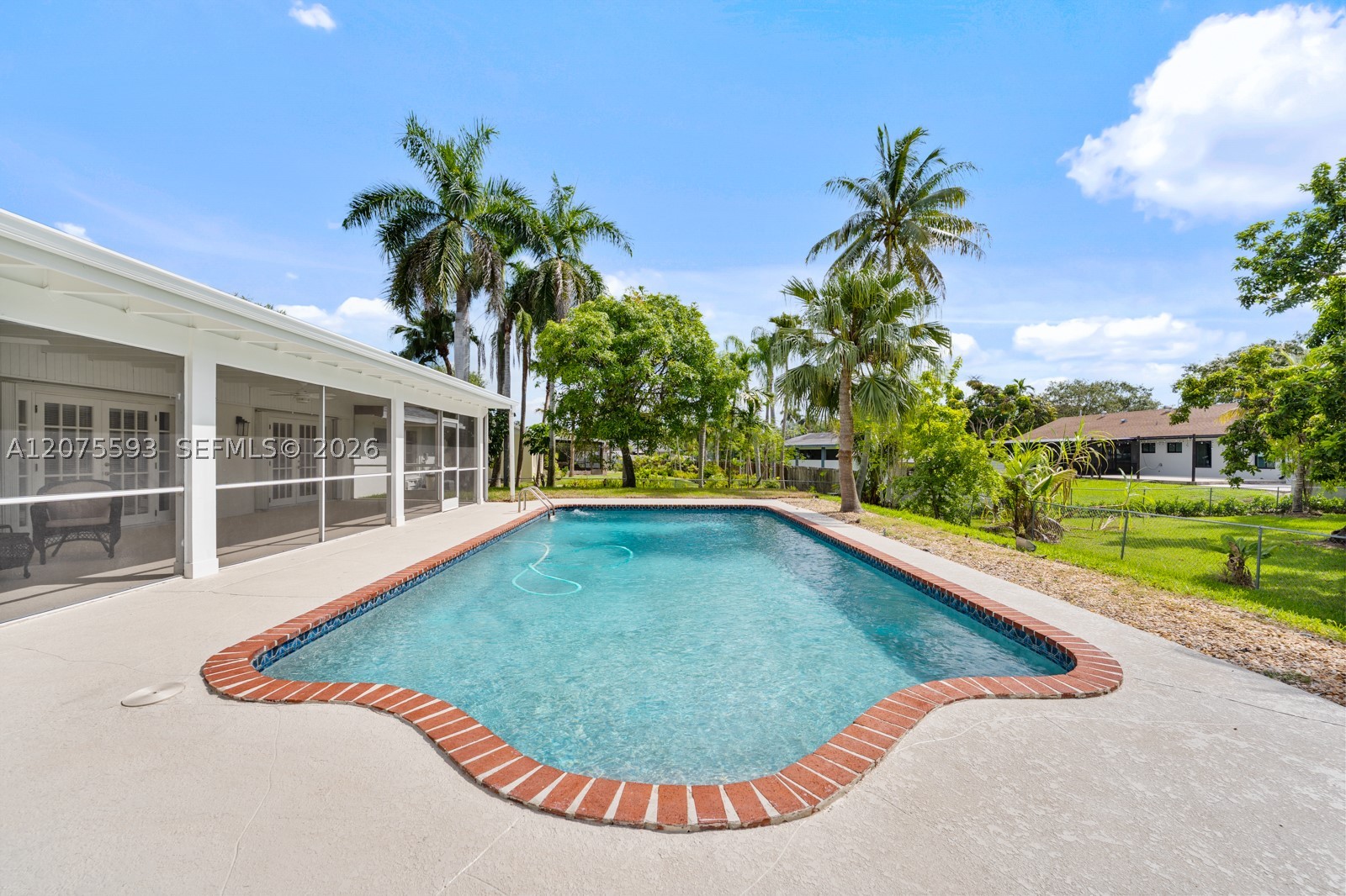 18465 SW 89th Ct, Cutler Bay FL 33157