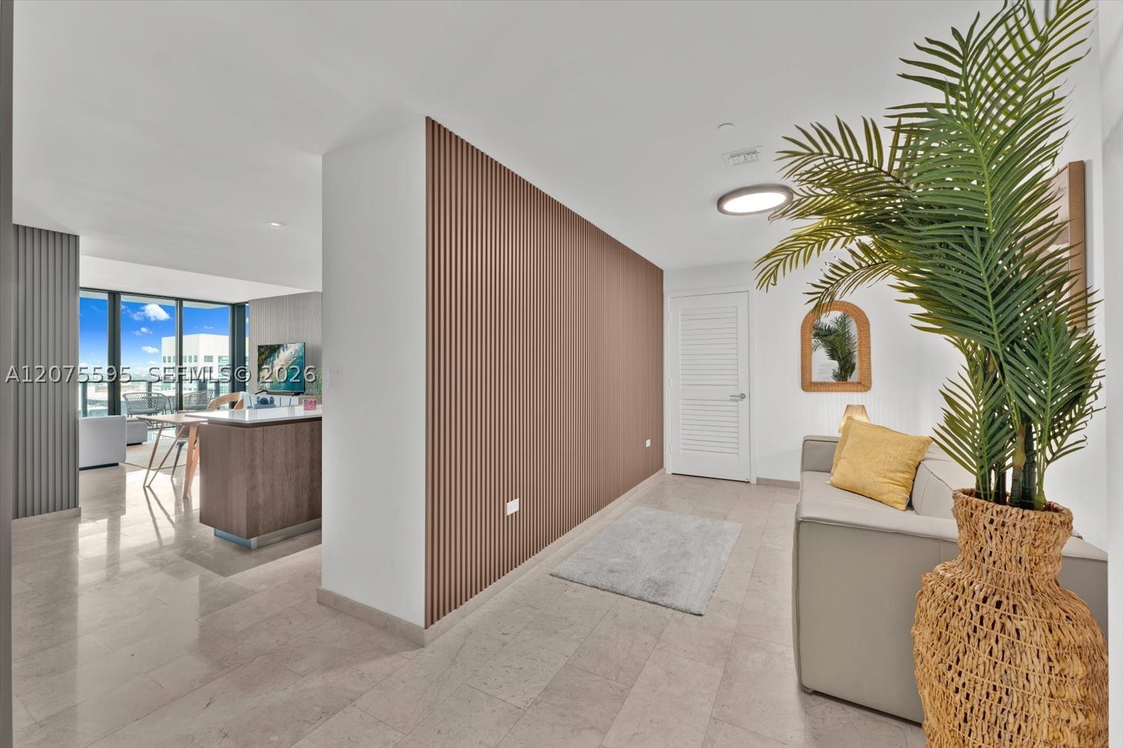 88 SW 7th St #2204, Miami FL 33130