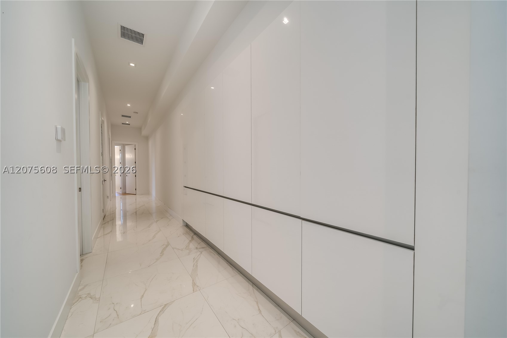 16600 Sunset Way, Weston FL 33326
