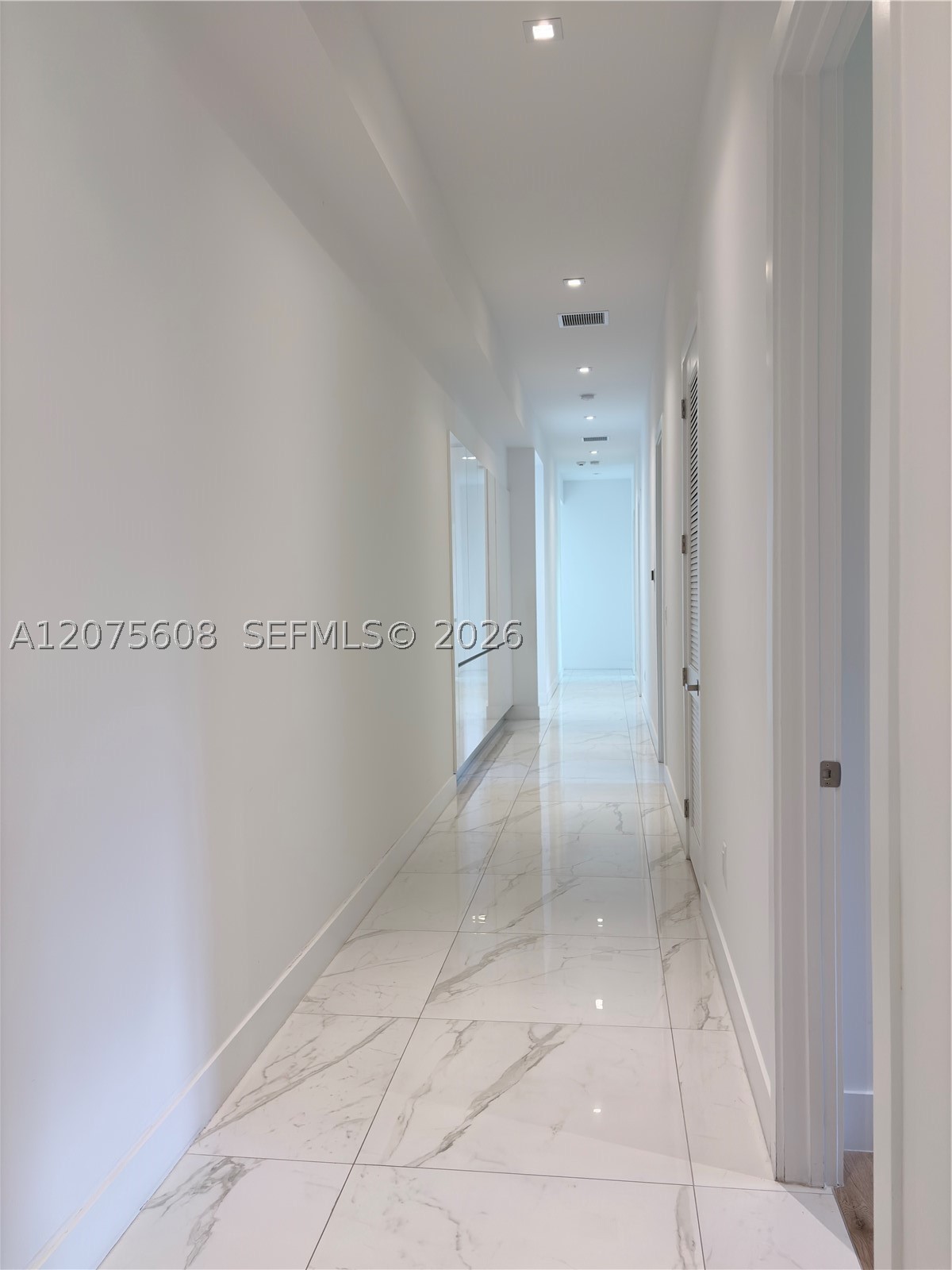 16600 Sunset Way, Weston FL 33326
