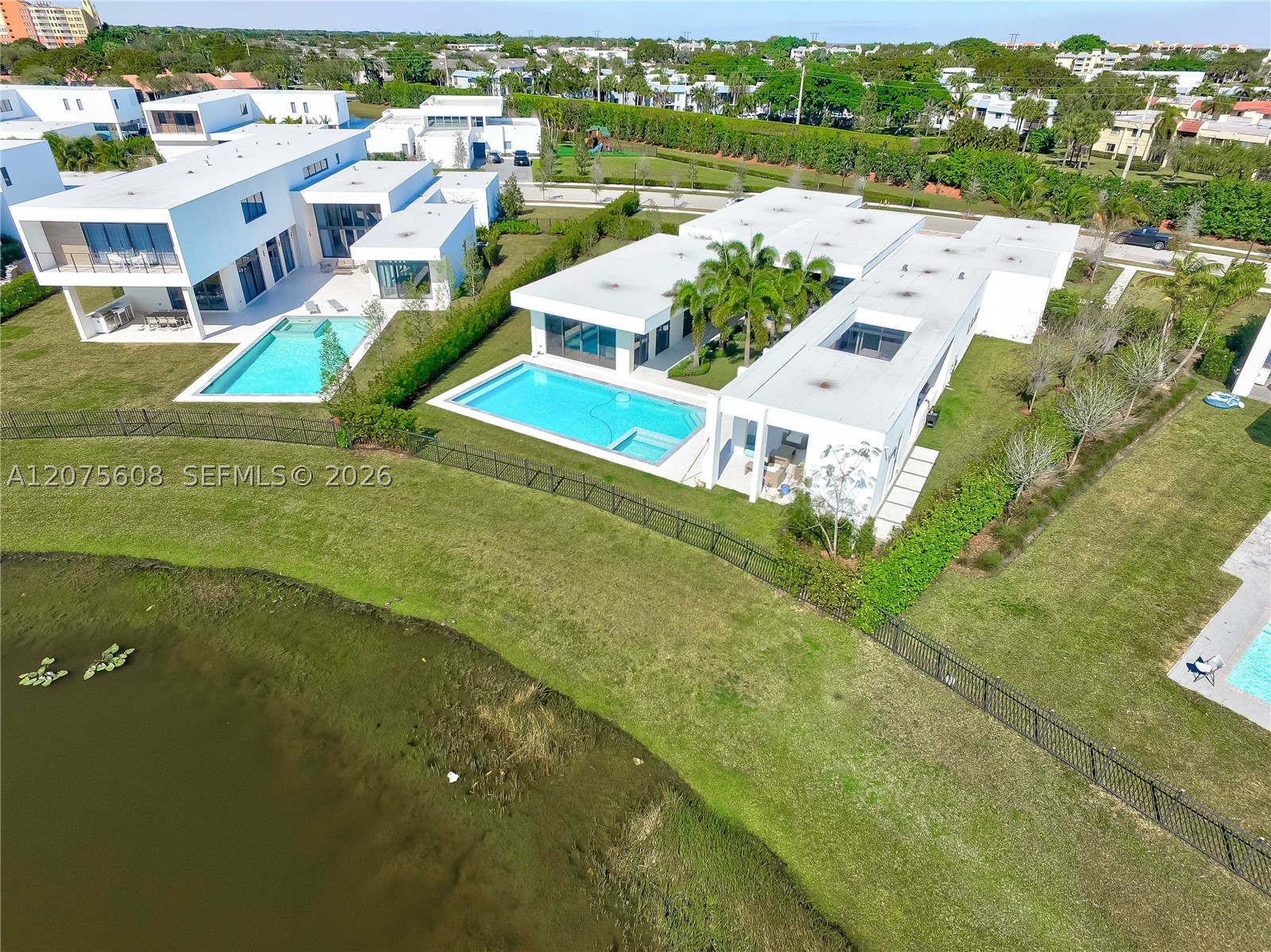 16600 Sunset Way, Weston FL 33326