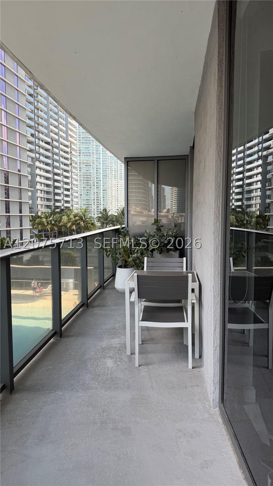 45 SW 9th St #1106, Miami FL 33130
