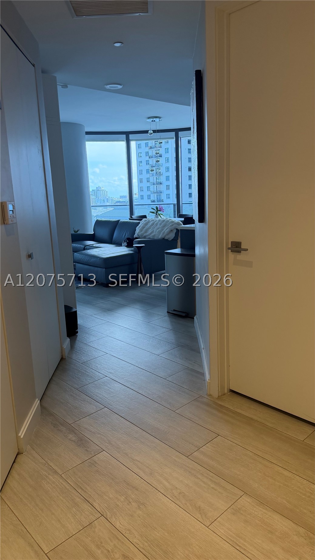 45 SW 9th St #1106, Miami FL 33130