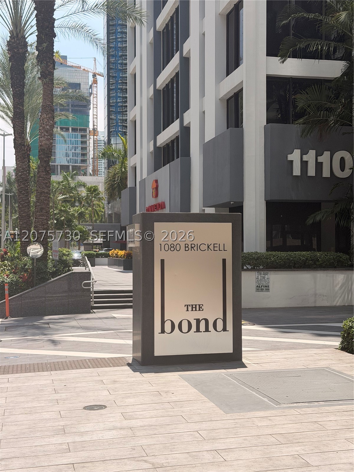 1080 Brickell Ave #913, Miami FL 33131