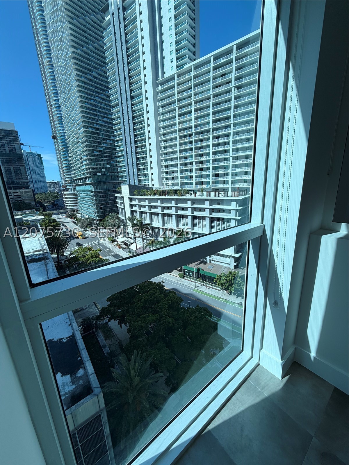 1080 Brickell Ave #913, Miami FL 33131