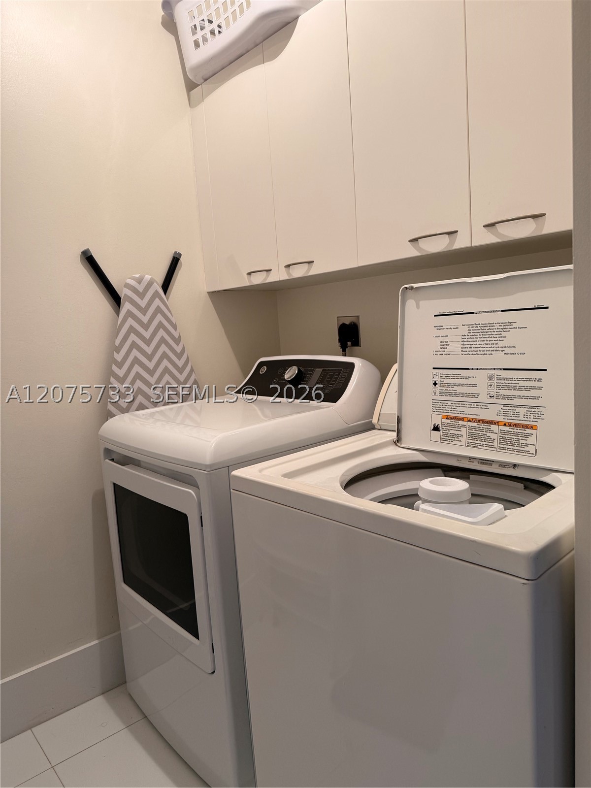 16001 SW Collins Ave #2406, Sunny Isles Beach FL 33160