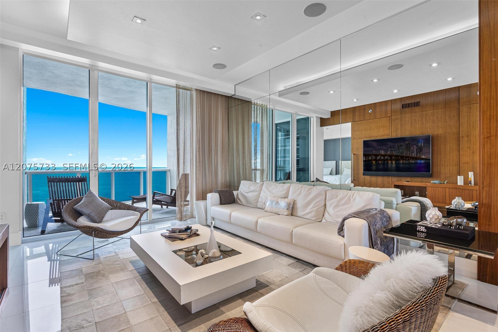 16001 SW Collins Ave #2406, Sunny Isles Beach FL 33160