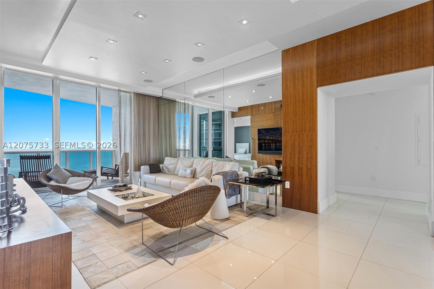 16001 SW Collins Ave #2406, Sunny Isles Beach FL 33160
