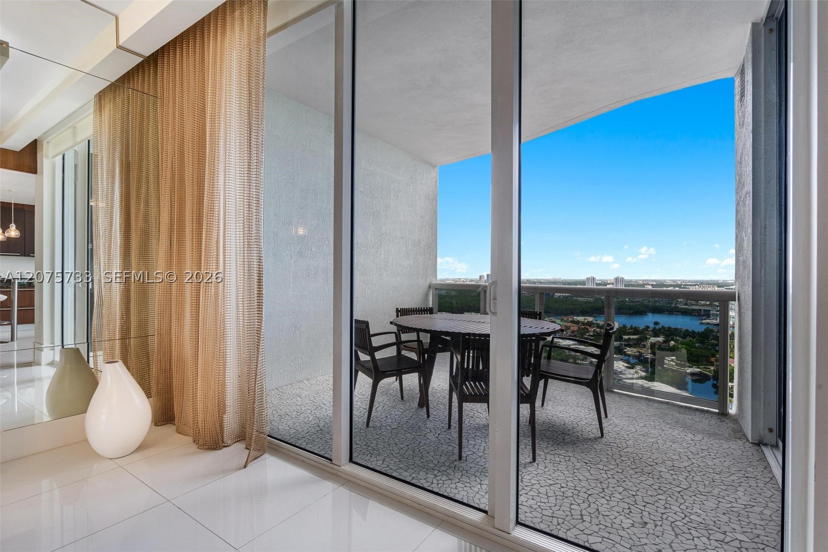 16001 SW Collins Ave #2406, Sunny Isles Beach FL 33160