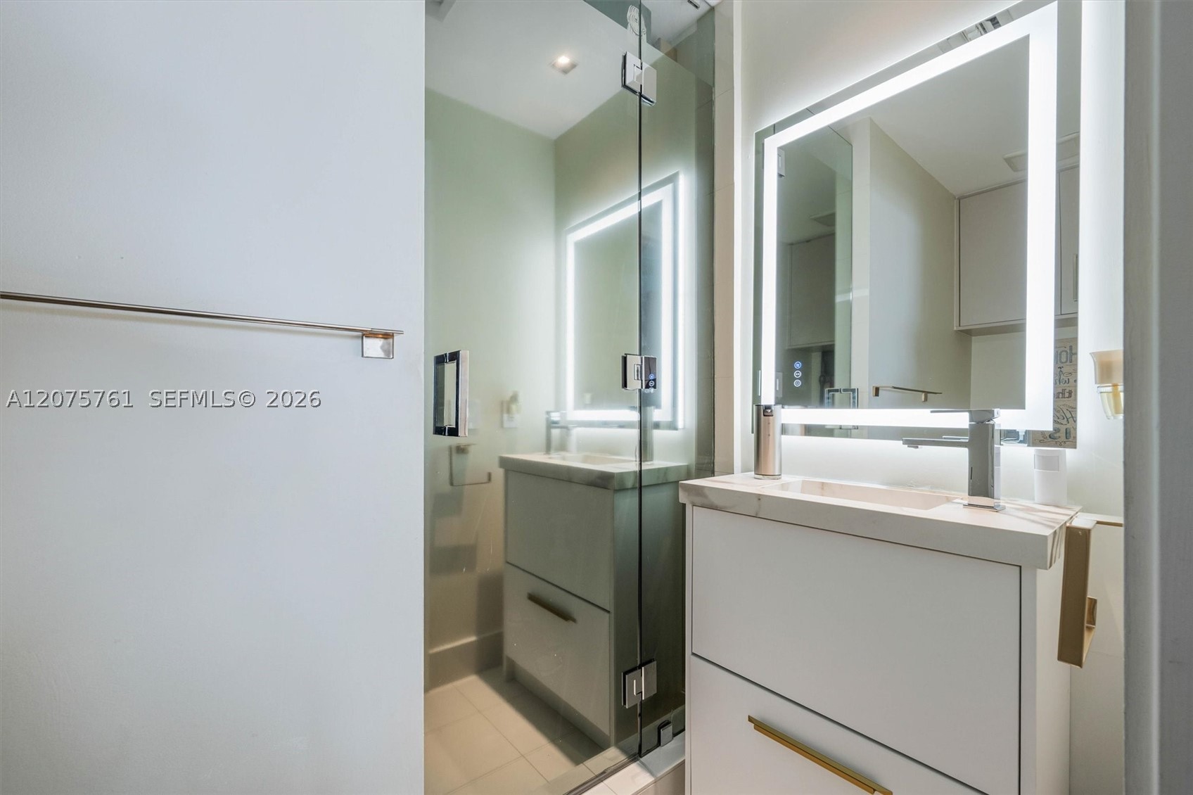 650 NE 32nd St #1203, Miami FL 33137