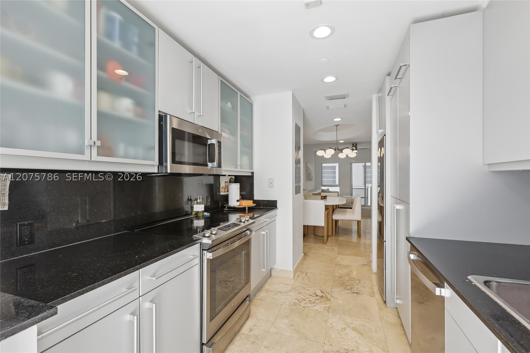 204 Washington Ave #13, Miami Beach FL 33139