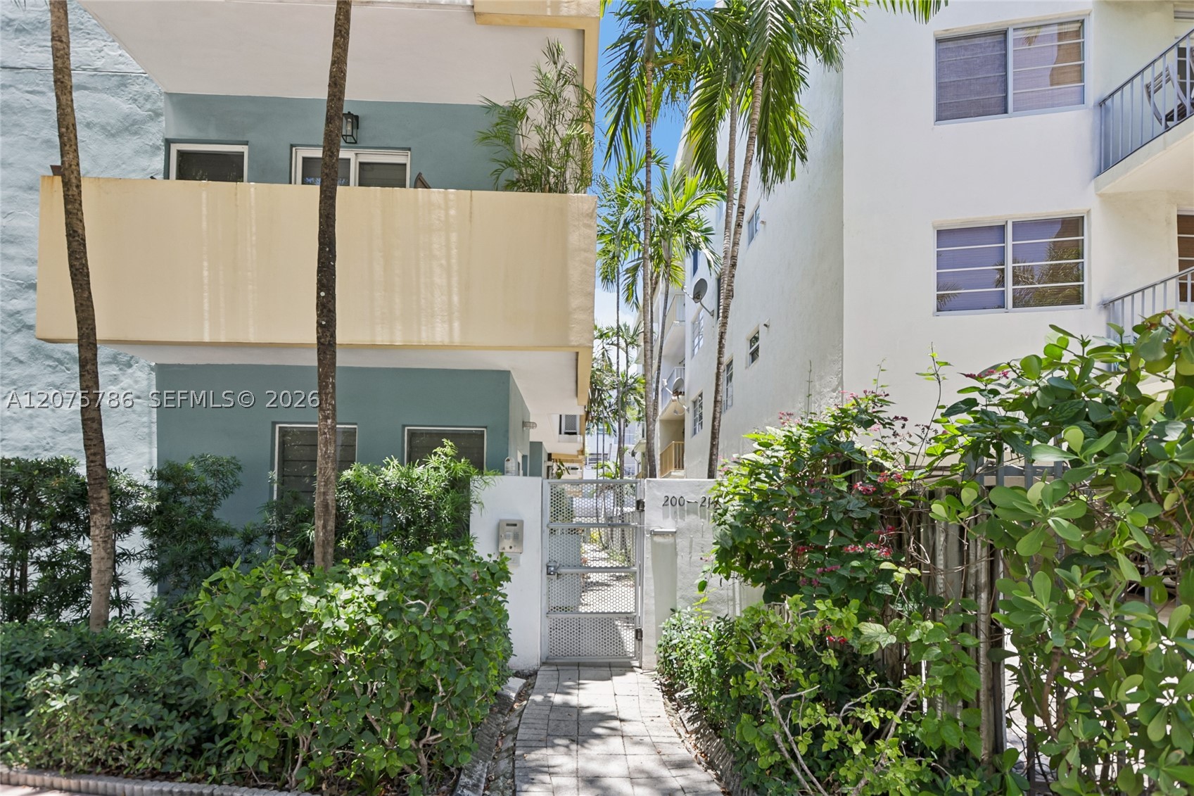 204 Washington Ave #13, Miami Beach FL 33139