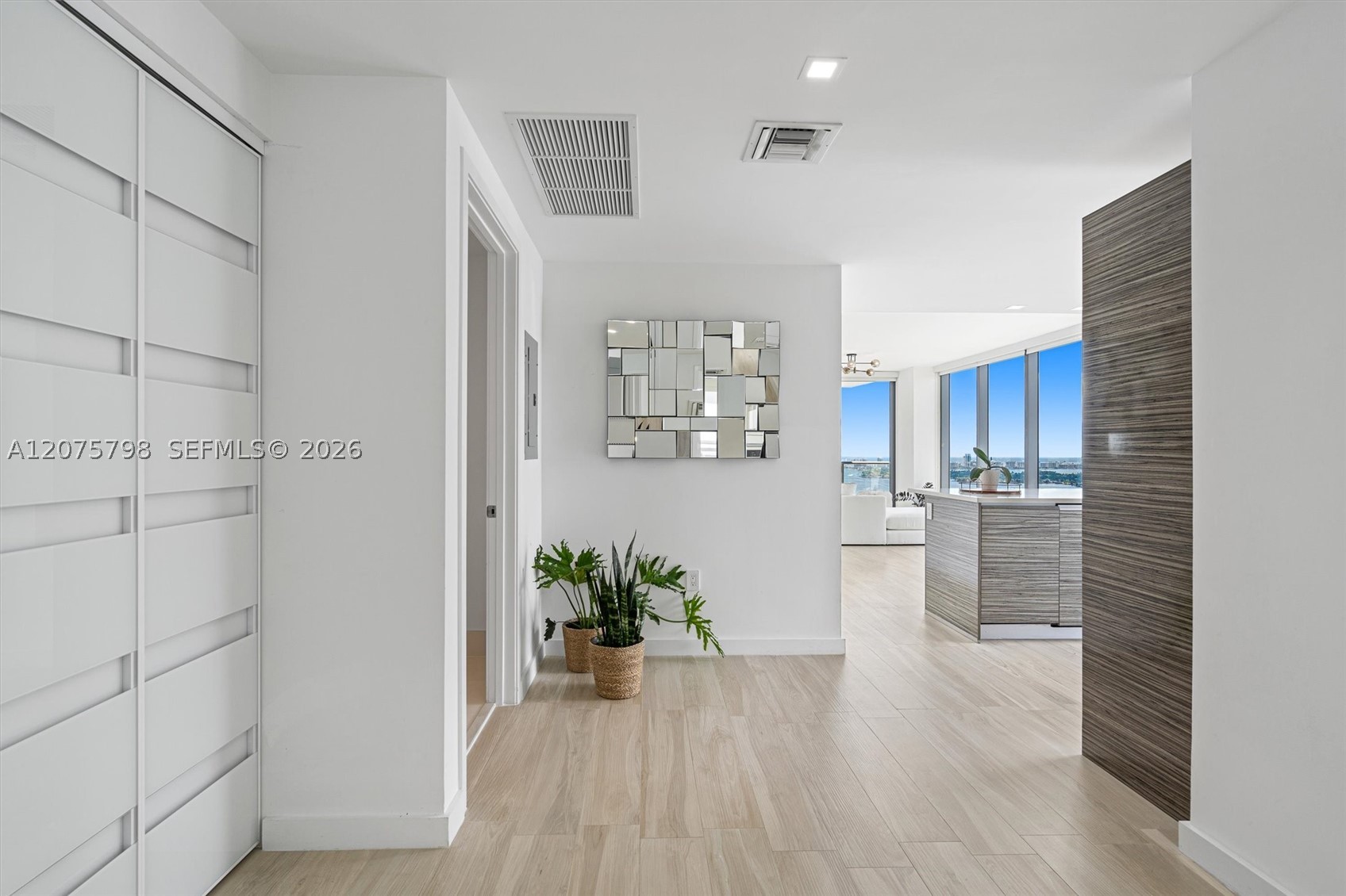 460 NE 28th St #3508, Miami FL 33137