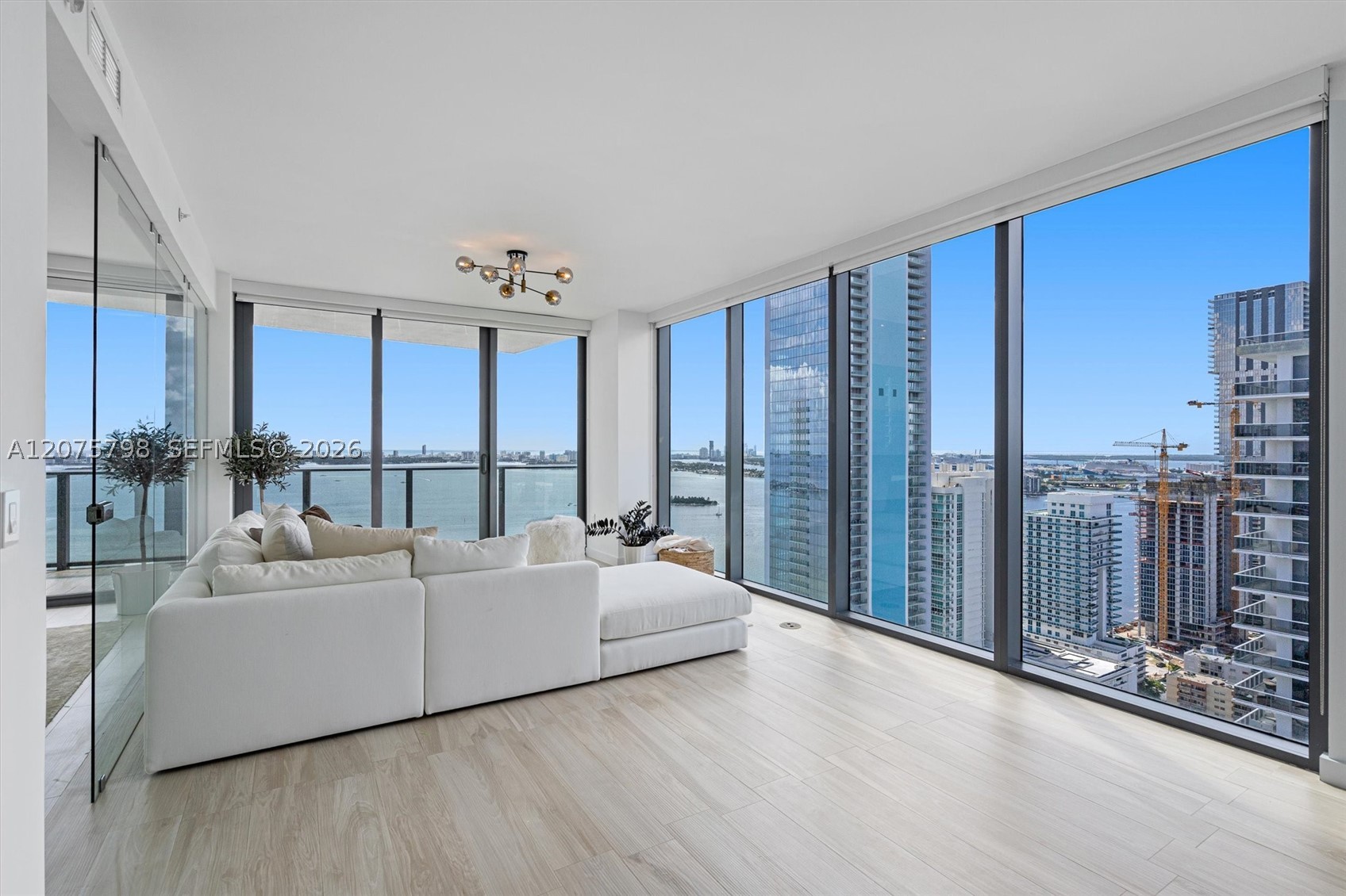 460 NE 28th St #3508, Miami FL 33137