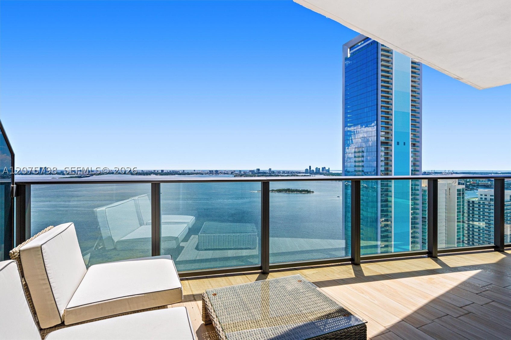 460 NE 28th St #3508, Miami FL 33137