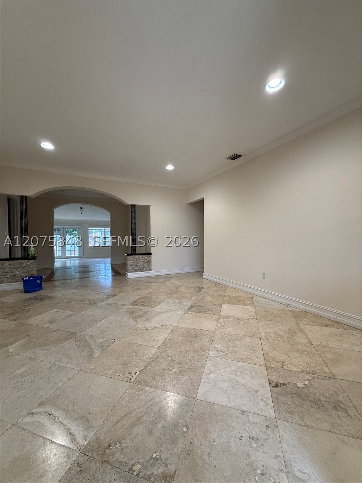 3889 NW 5th St, Miami FL 33126
