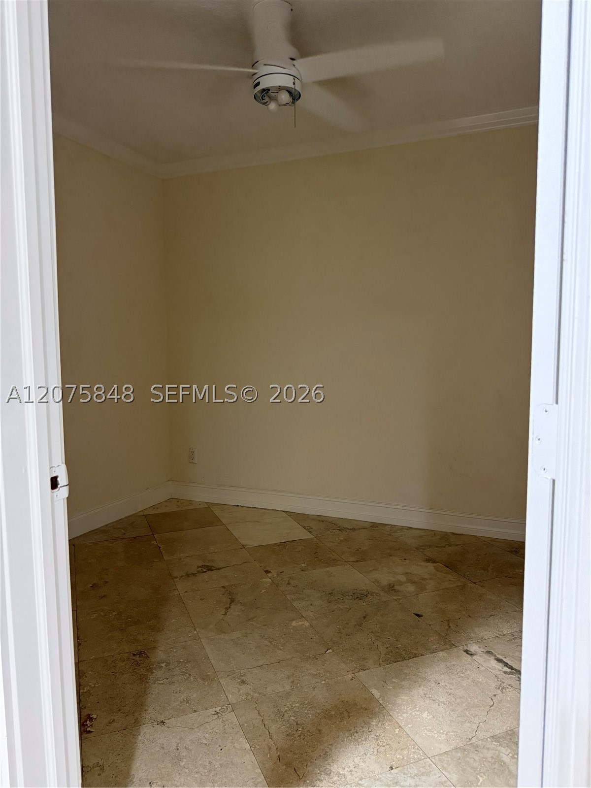 3889 NW 5th St, Miami FL 33126