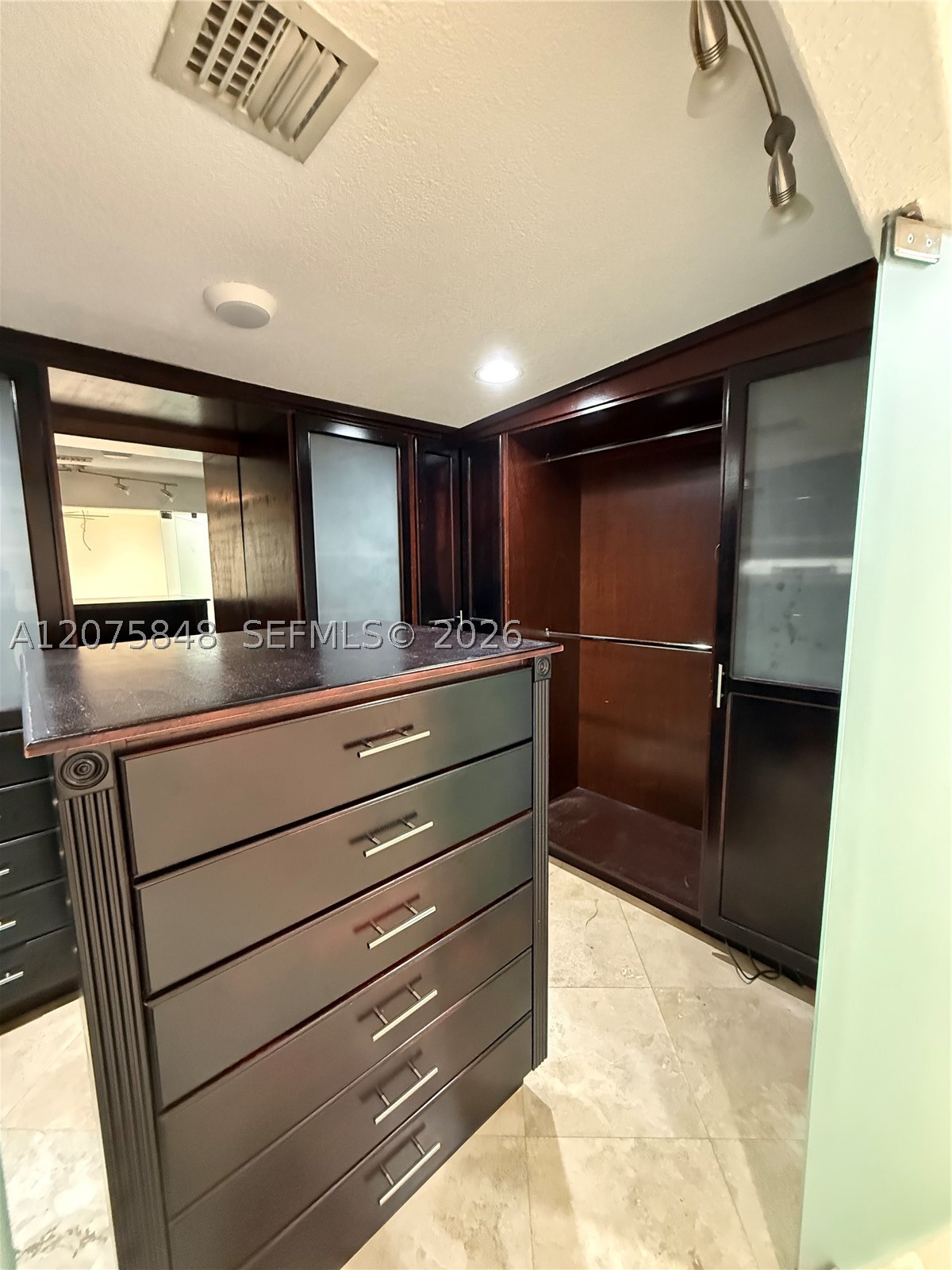 3889 NW 5th St, Miami FL 33126