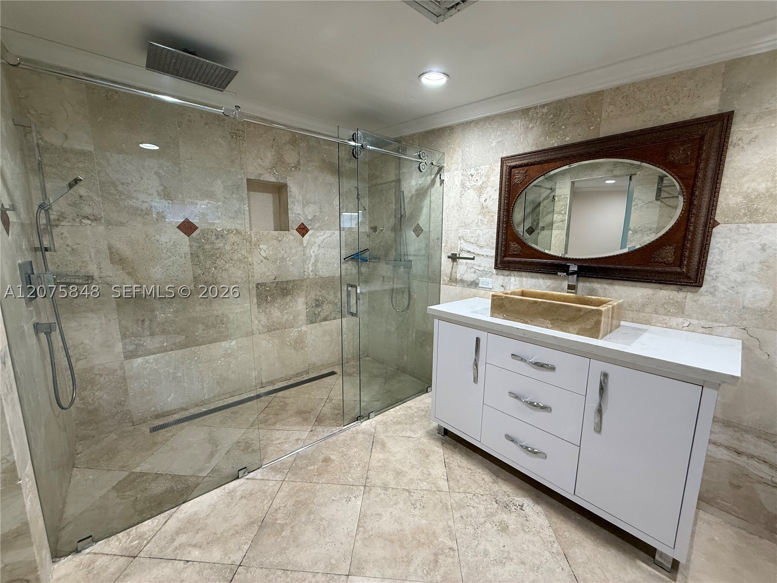 3889 NW 5th St, Miami FL 33126