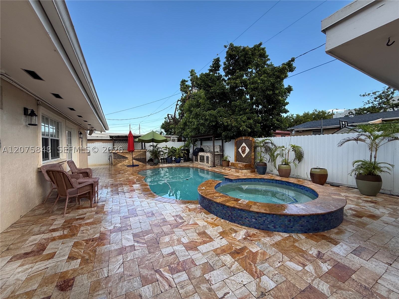 3889 NW 5th St, Miami FL 33126