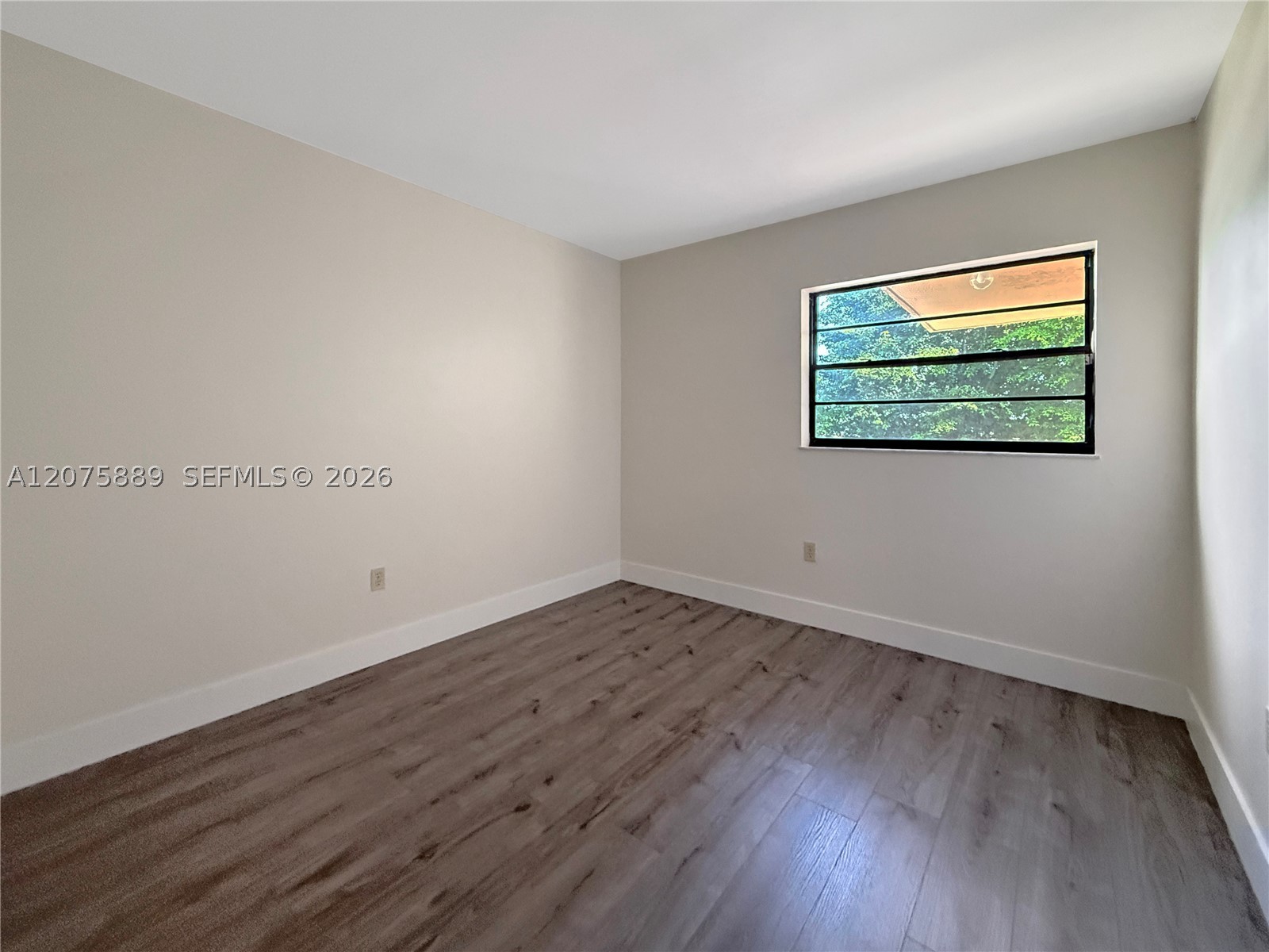 995 SW 84th Ave #309, Miami FL 33144