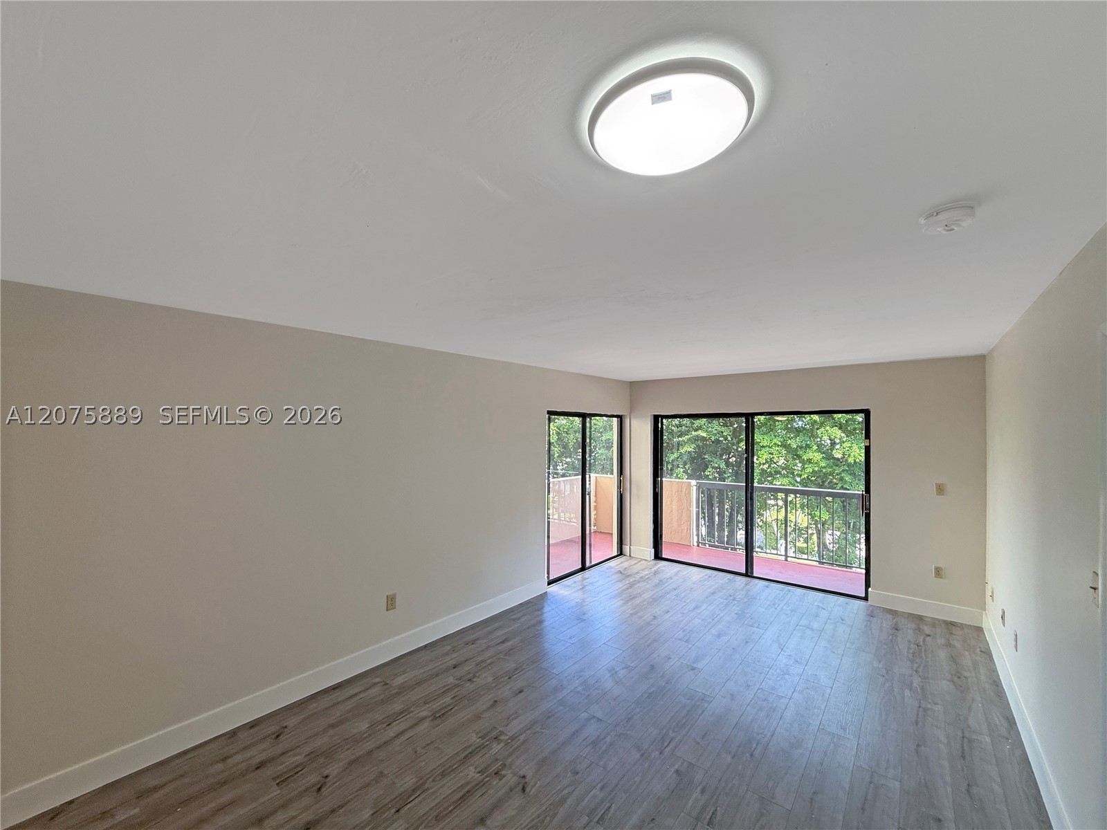 995 SW 84th Ave #309, Miami FL 33144