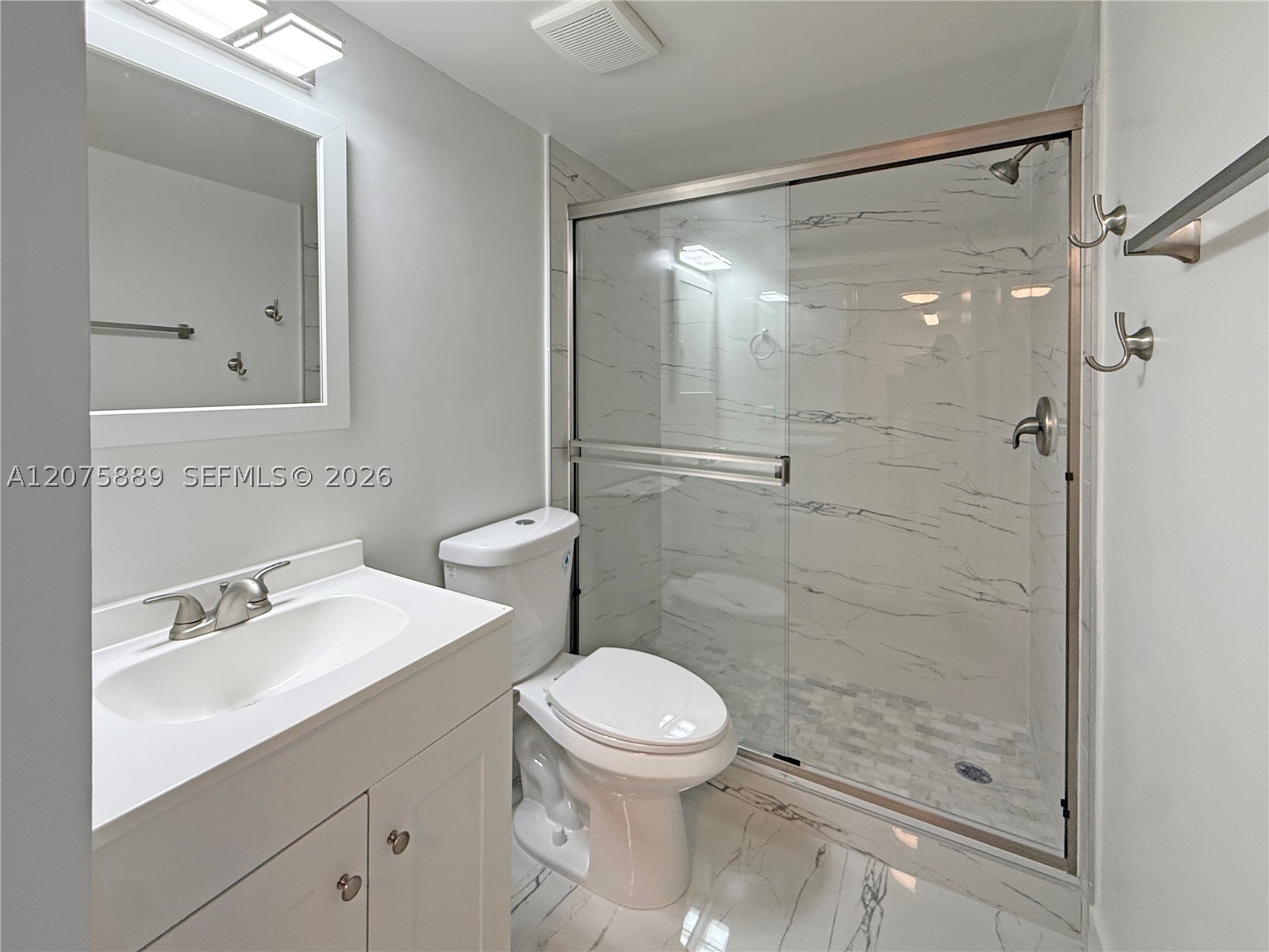 995 SW 84th Ave #309, Miami FL 33144