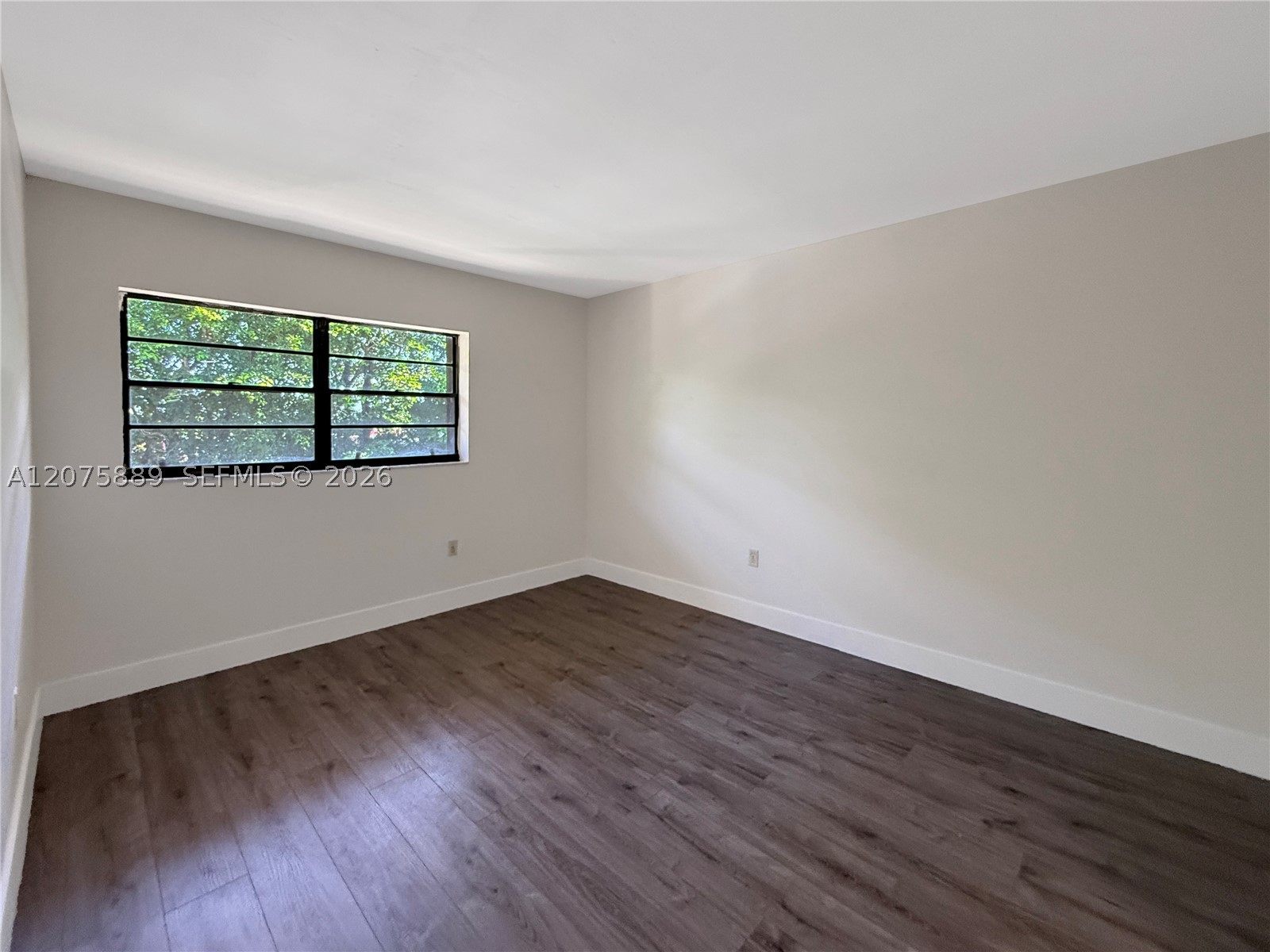 995 SW 84th Ave #309, Miami FL 33144