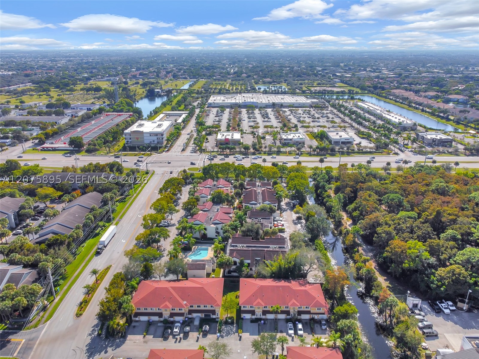 1419 Avon Ln #216, North Lauderdale FL 33068
