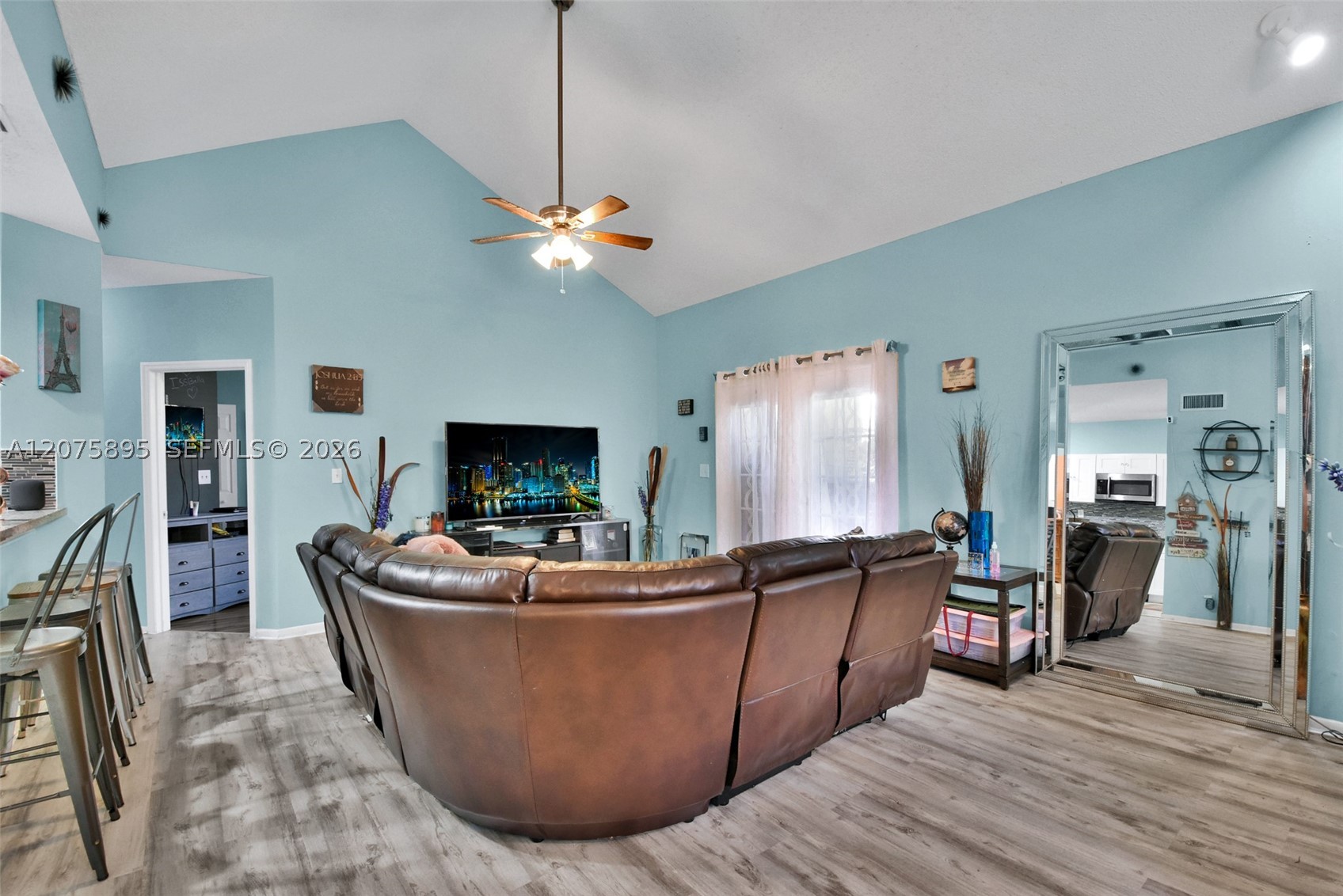 1419 Avon Ln #216, North Lauderdale FL 33068