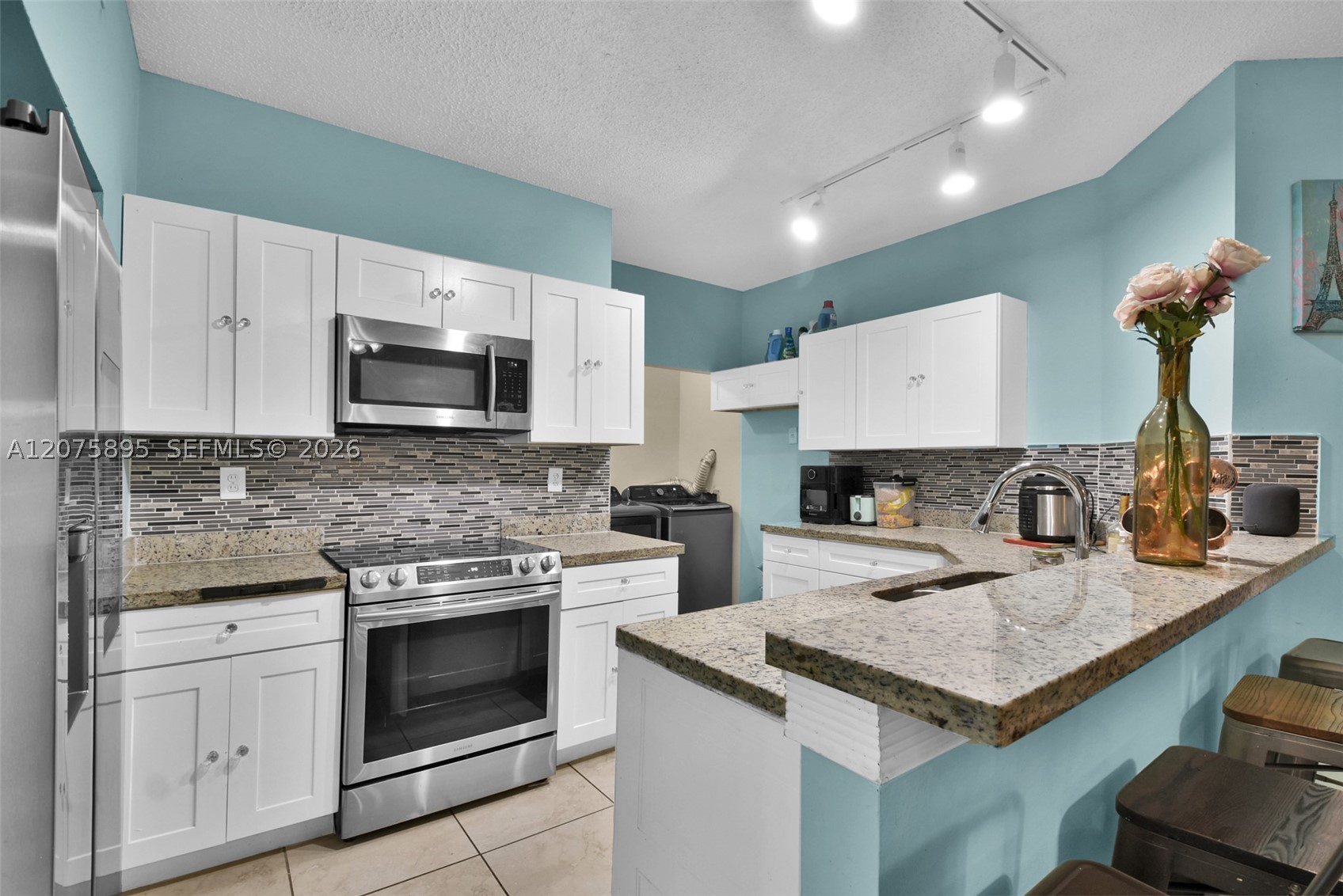 1419 Avon Ln #216, North Lauderdale FL 33068