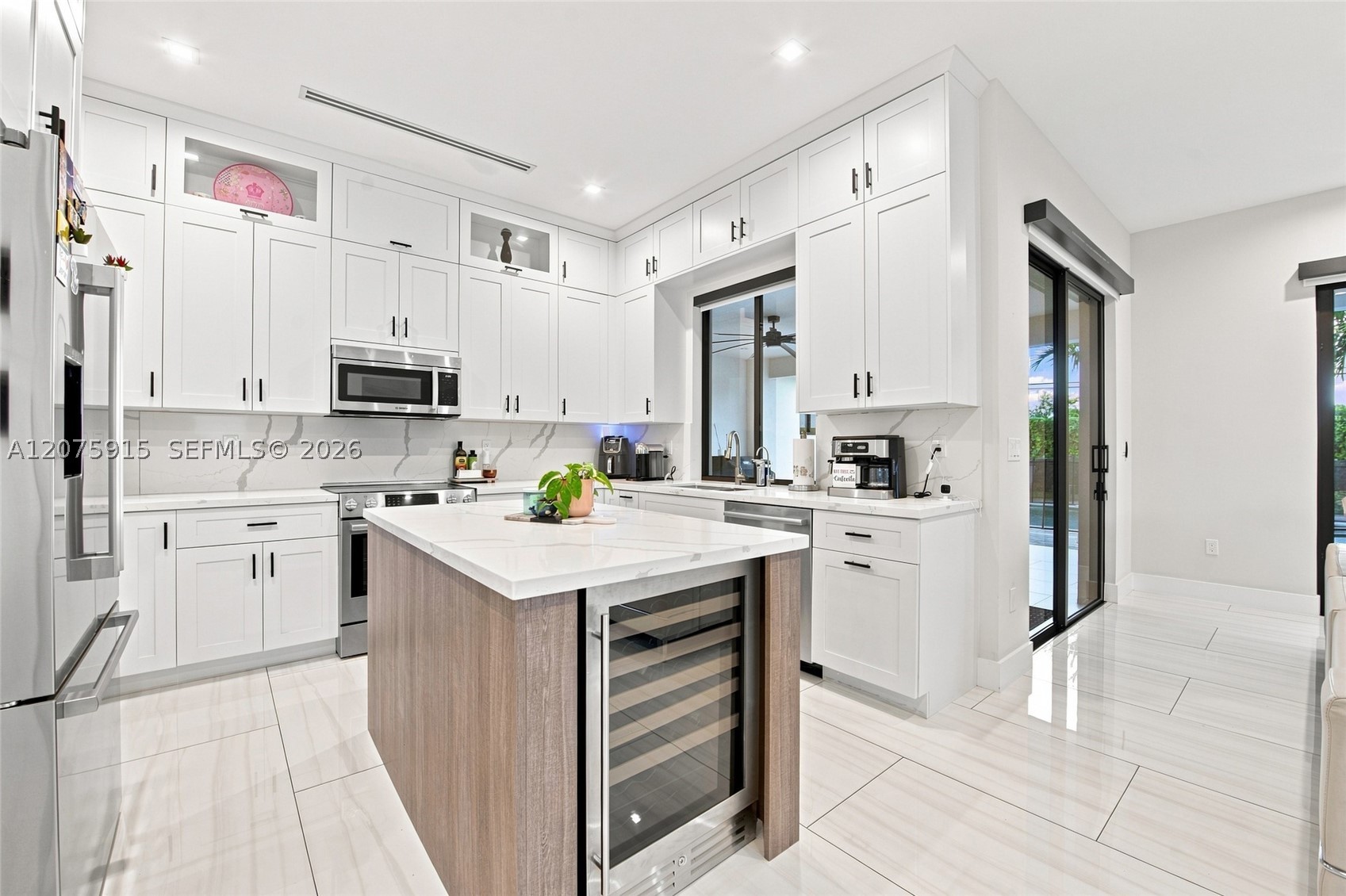 9450 SW 35th St, Miami FL 33165