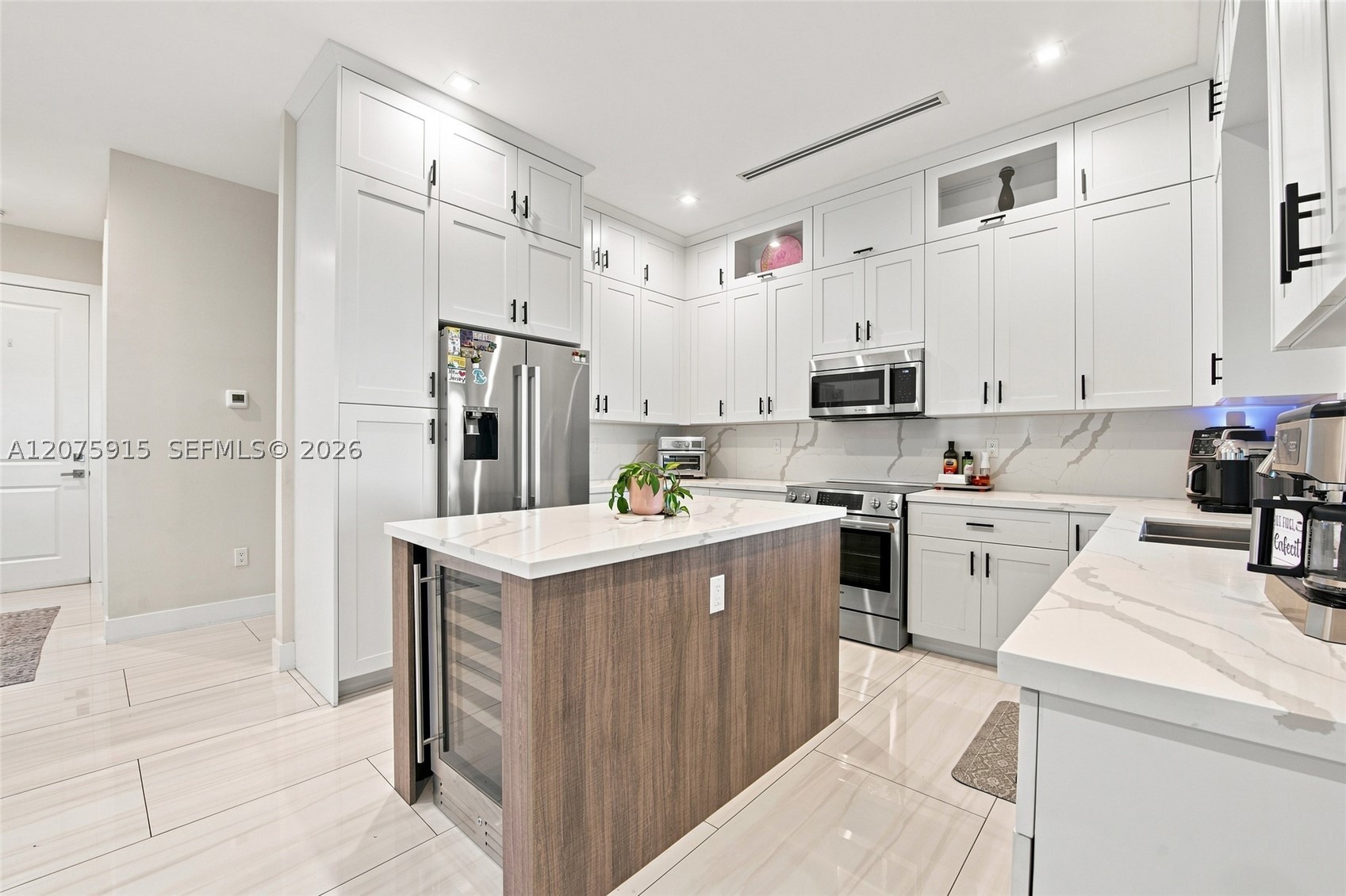 9450 SW 35th St, Miami FL 33165