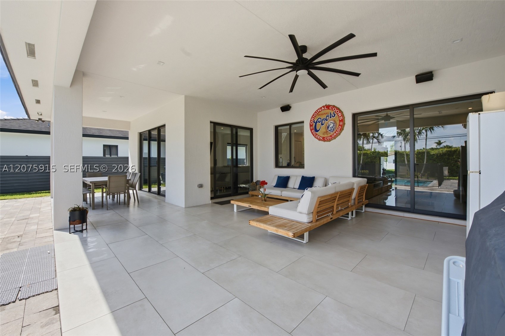 9450 SW 35th St, Miami FL 33165