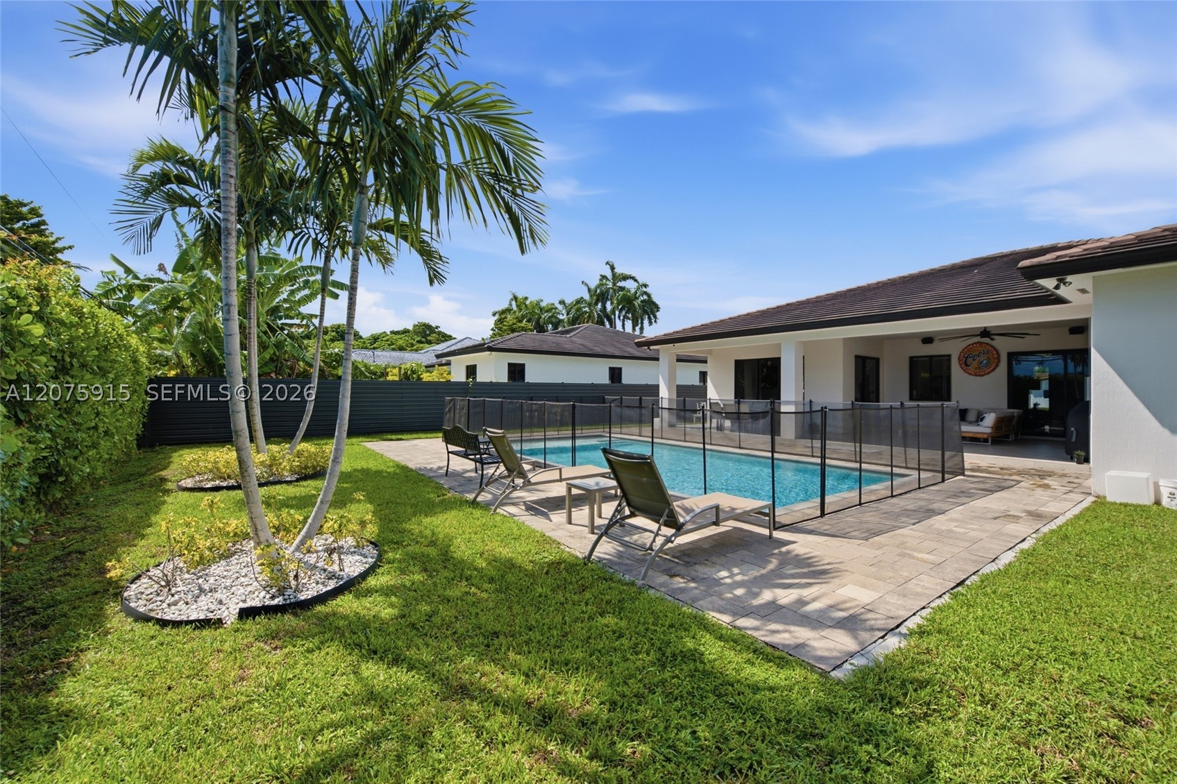 9450 SW 35th St, Miami FL 33165