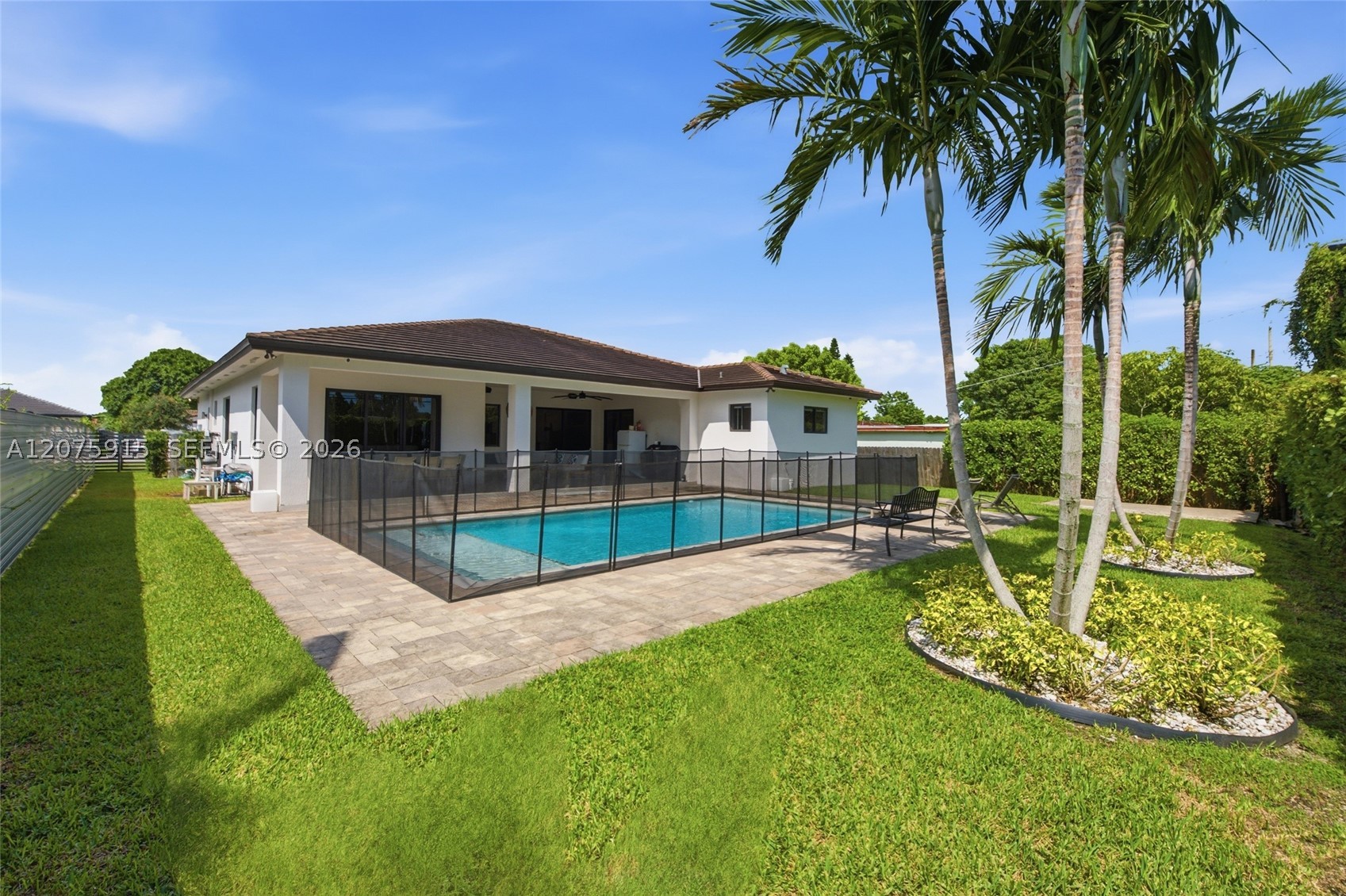 9450 SW 35th St, Miami FL 33165