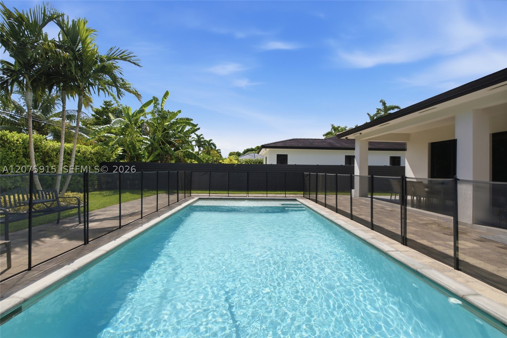 9450 SW 35th St, Miami FL 33165